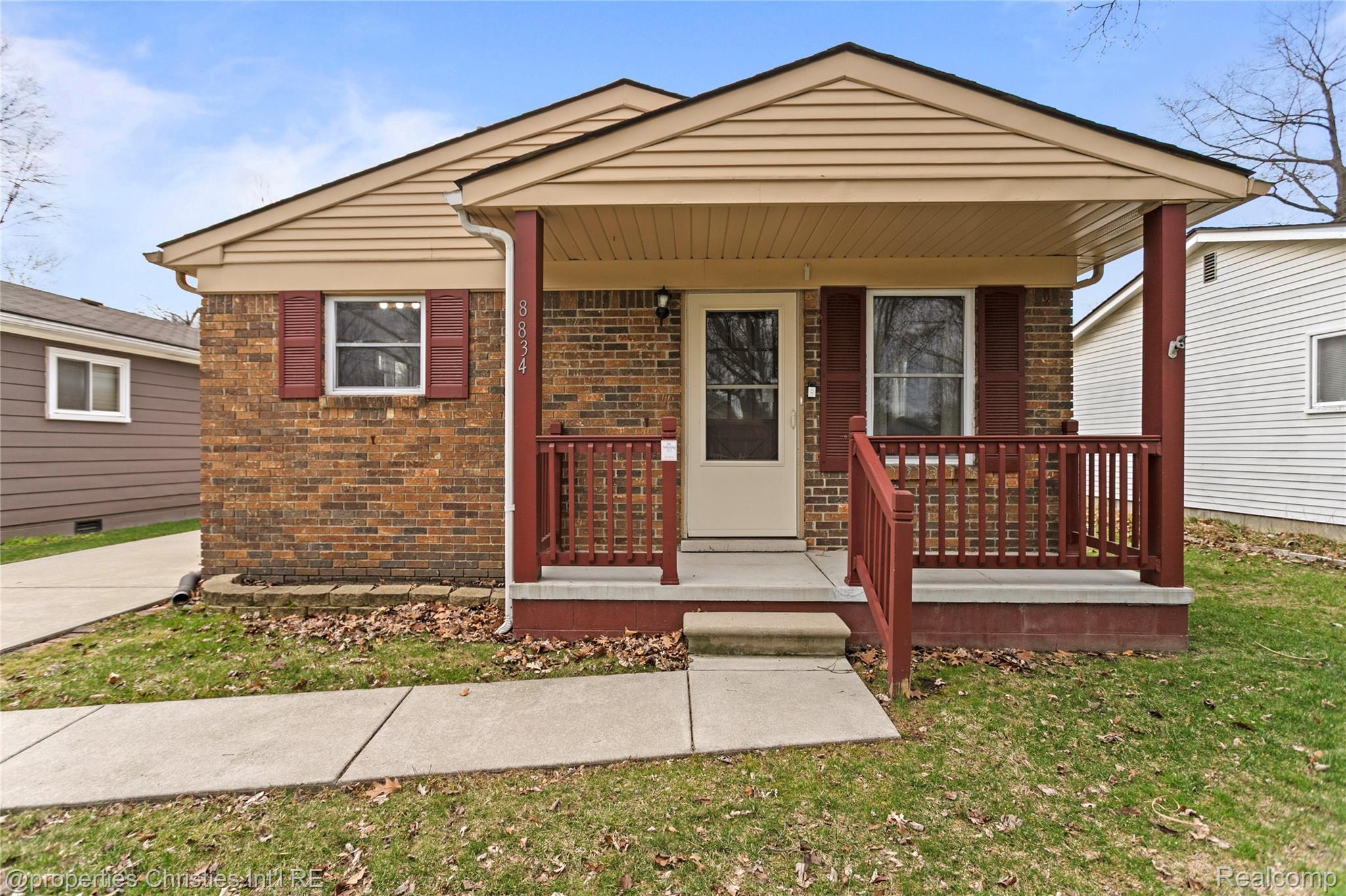 8834, Janis, Shelby Twp, Michigan, 48317