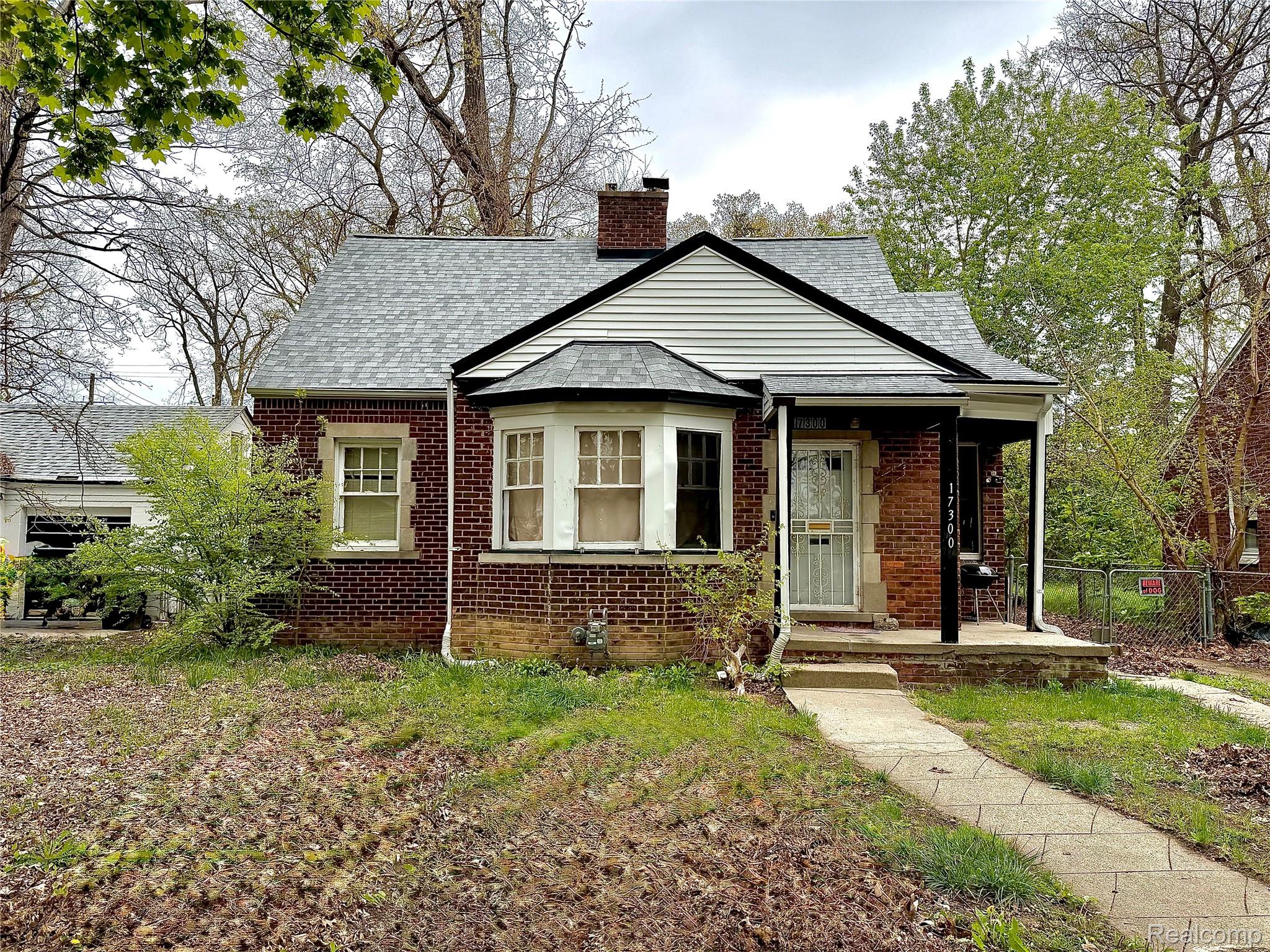 17300, Chapel, Detroit, Michigan, 48219