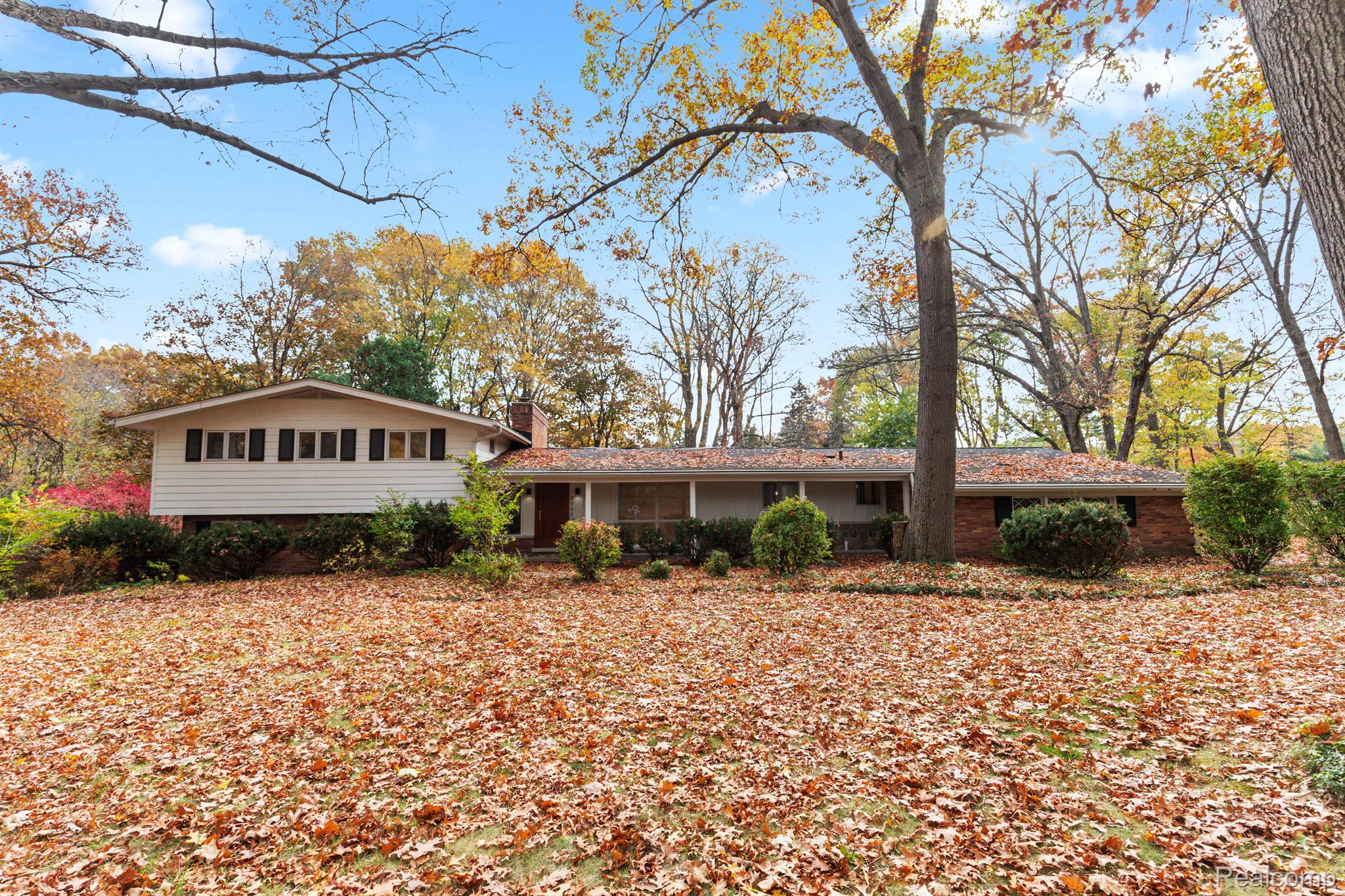 4966, Whispering Pine, Bloomfield Hills, Michigan, 48302