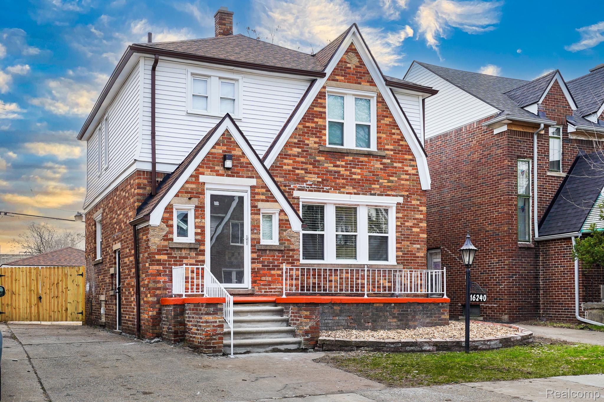 16240, Washburn, Detroit, Michigan, 48221