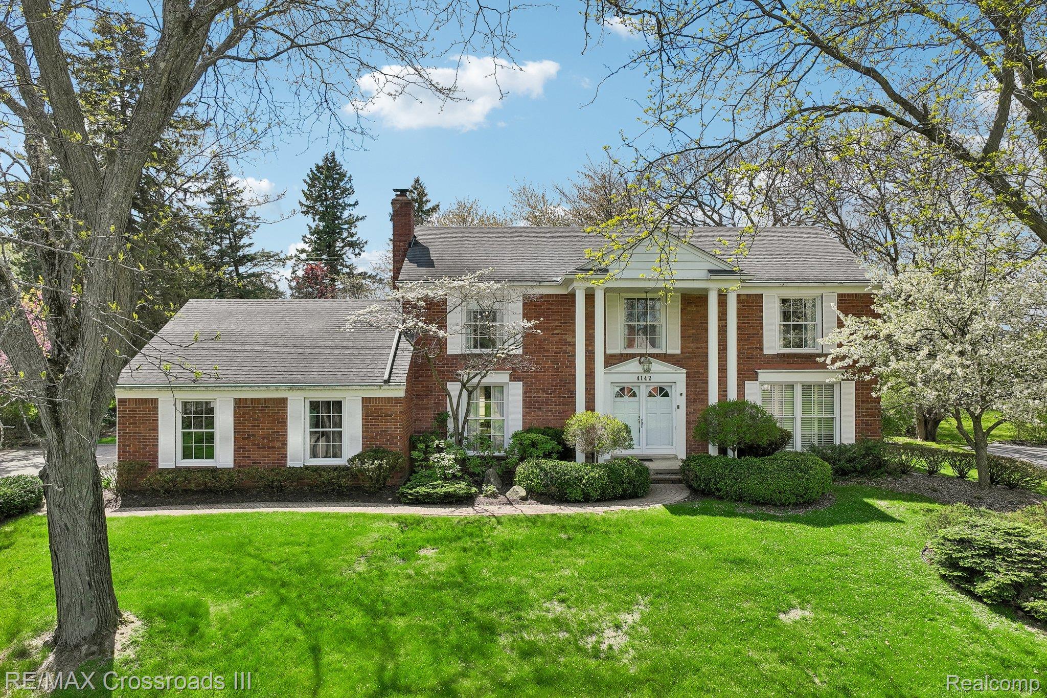 4142, Waterwheel, Bloomfield Hills, Michigan, 48302