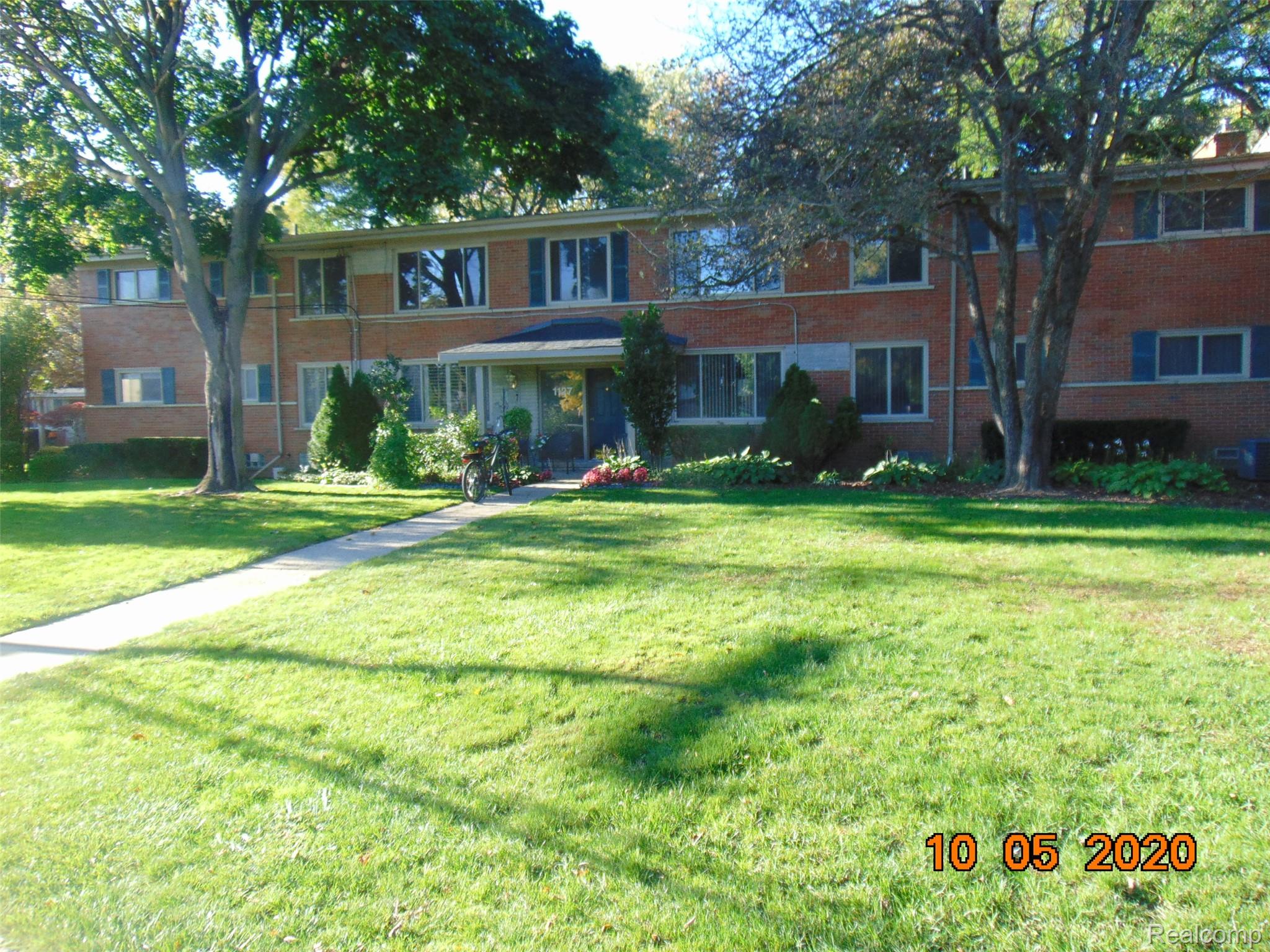 1127, DERBY RD APT 7, Birmingham, Michigan, 48009