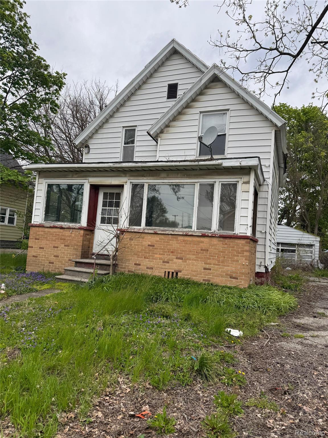 1359, Roosevelt, Flint, Michigan, 48503