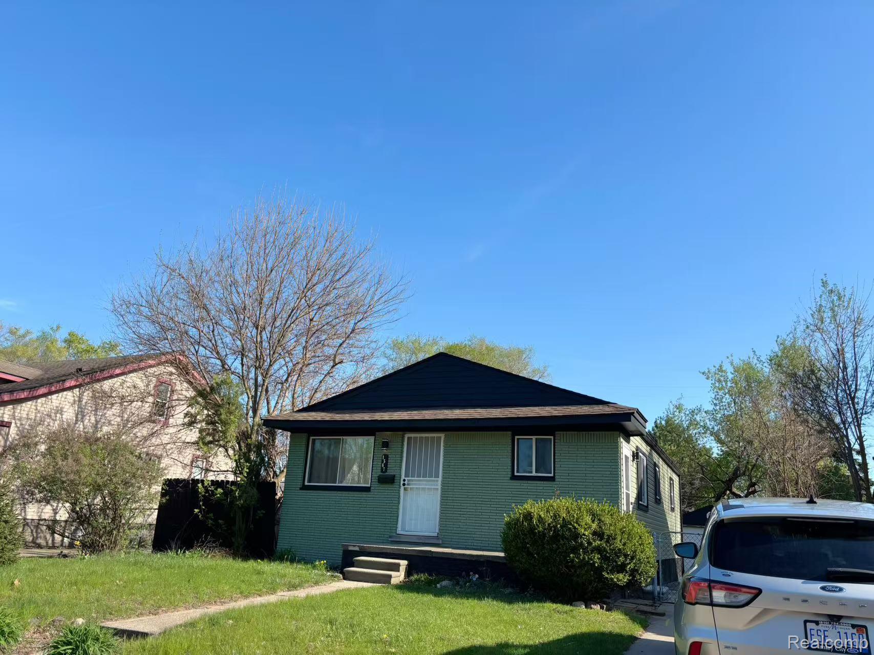 1567, Leroy, Ferndale, Michigan, 48220