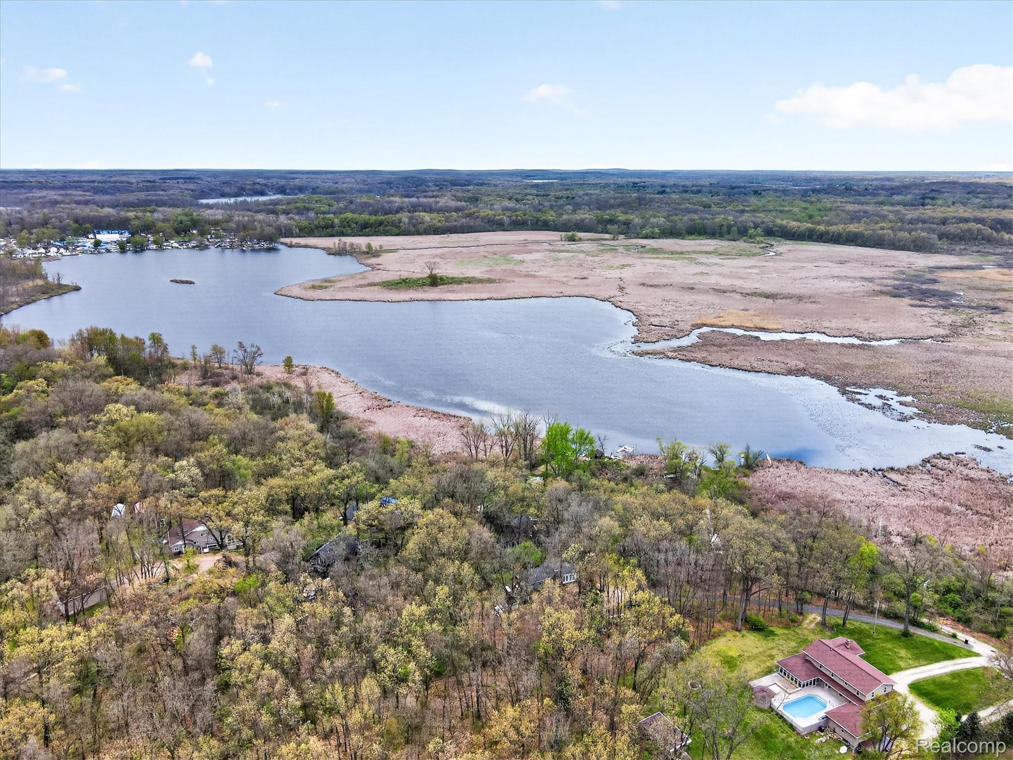 175, Templar, Pinckney, Michigan, 48169