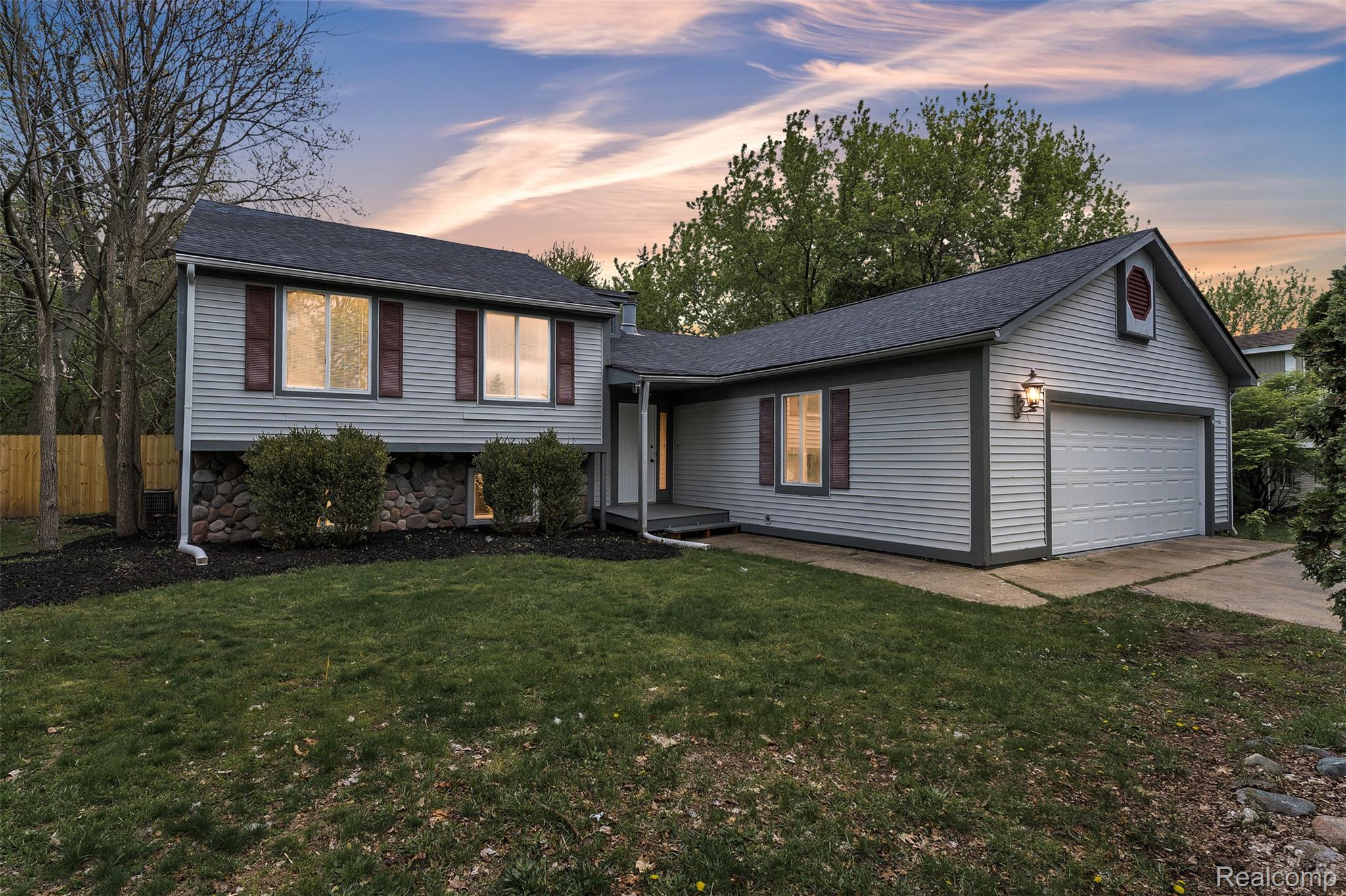 854, Estes, Waterford, Michigan, 48327