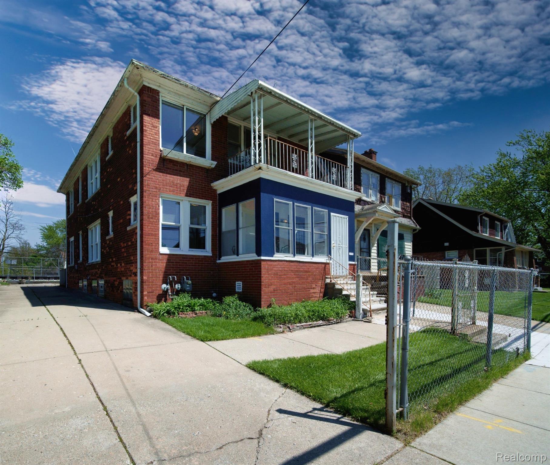 390, Ashland, Detroit, Michigan, 48215