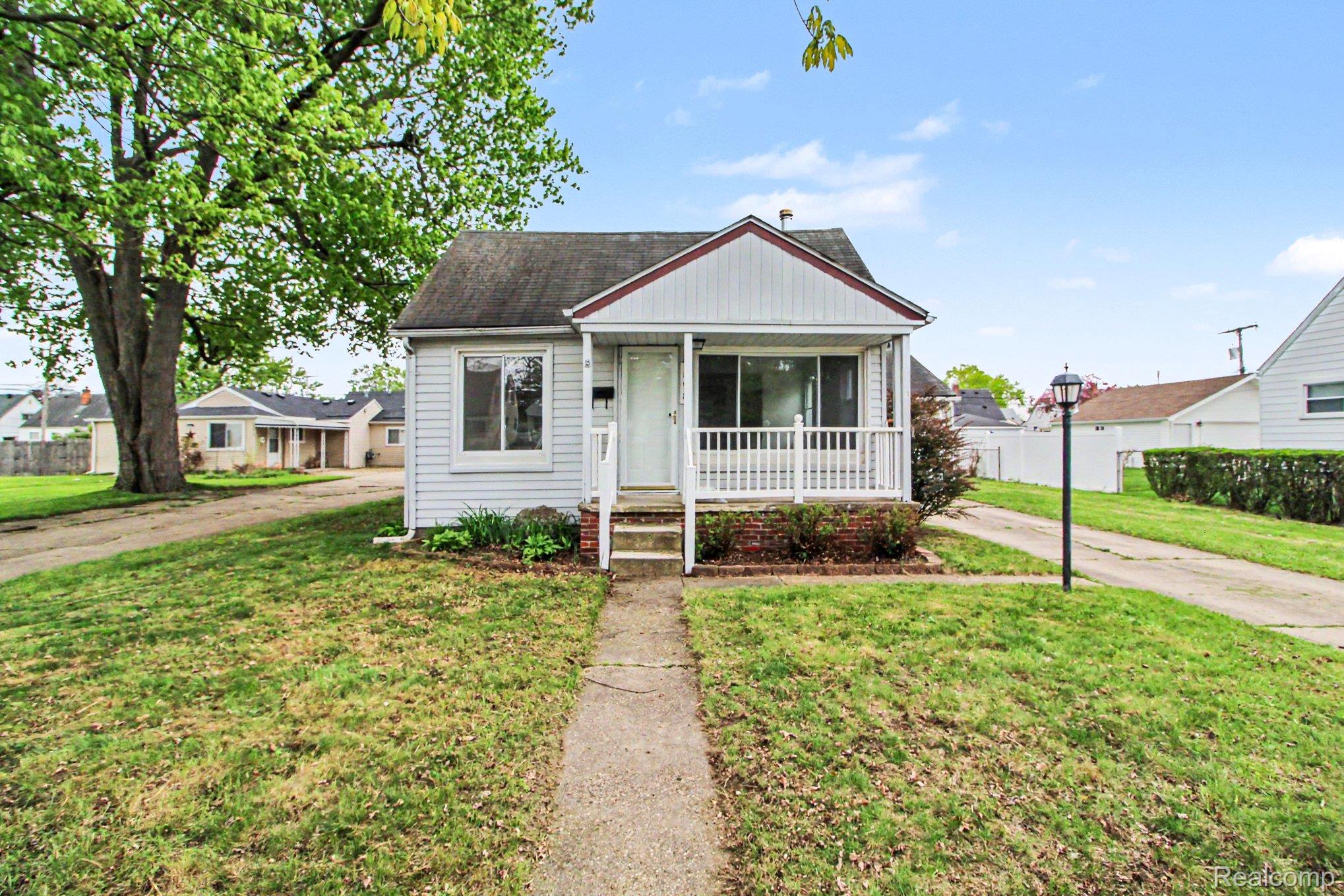 28629, Rush, Garden City, Michigan, 48135