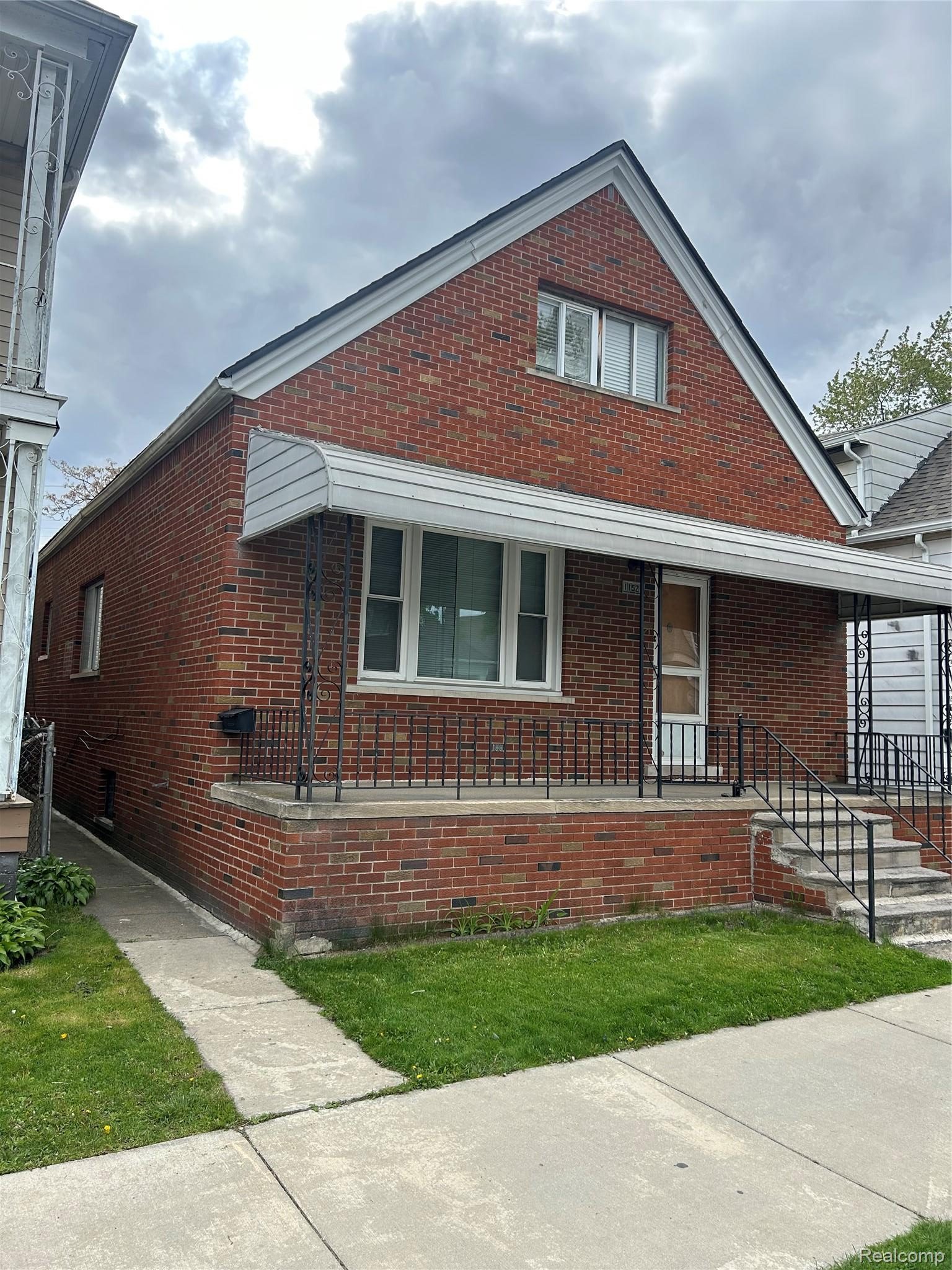 11521, Lumpkin, Hamtramck, Michigan, 48212