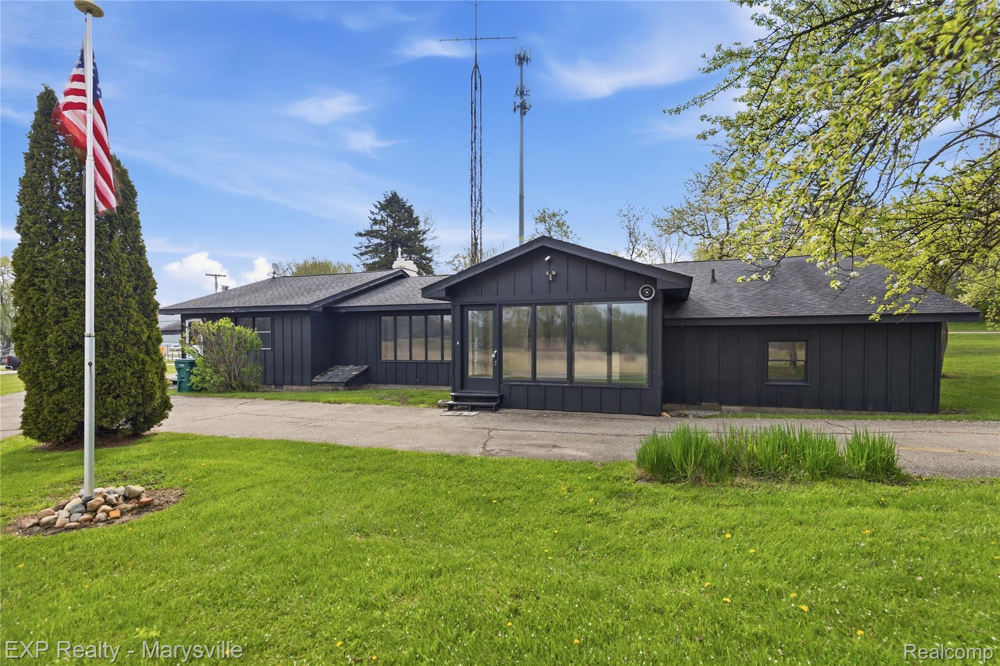 3345, Beach, Port Huron, Michigan, 48060