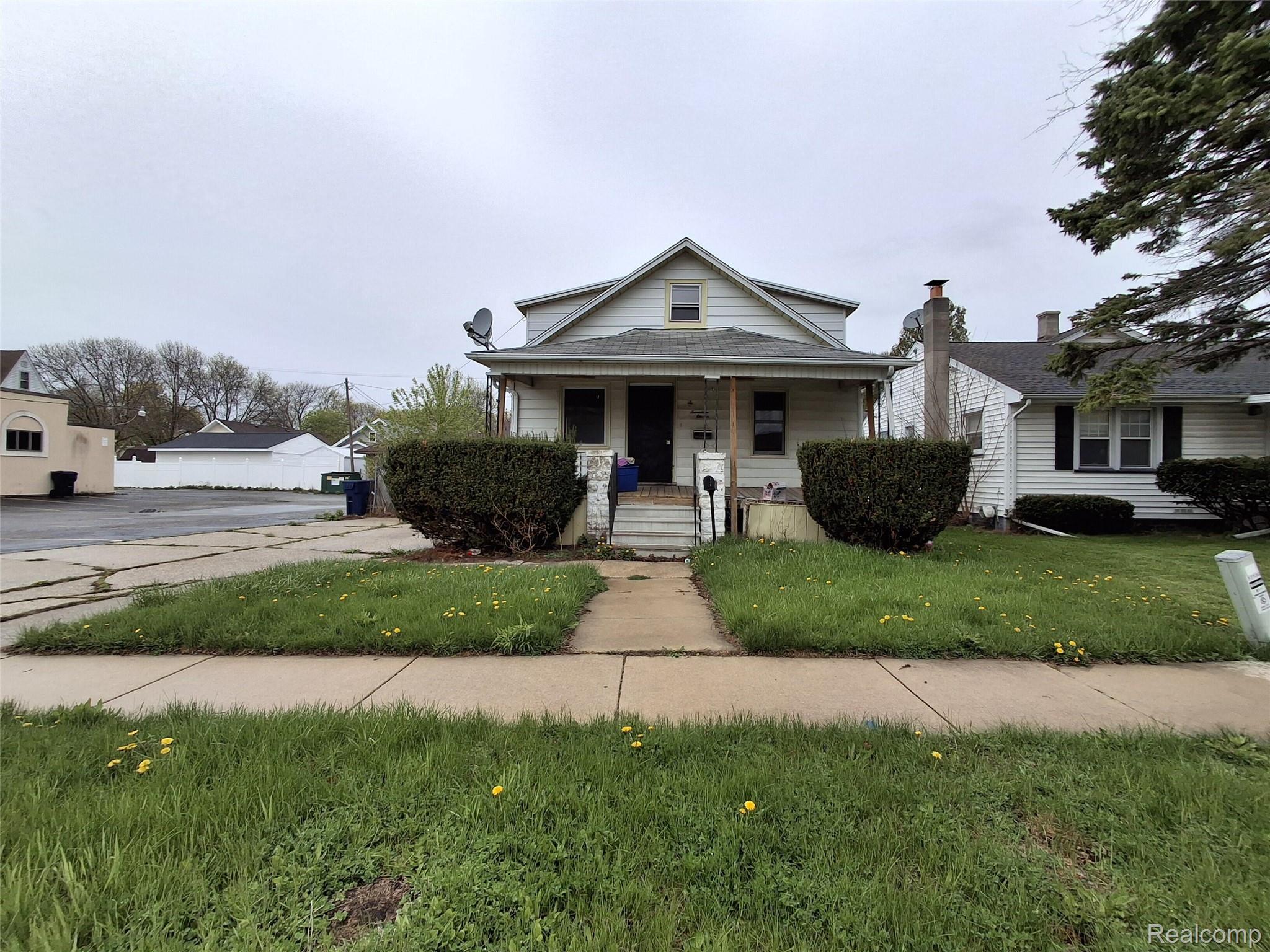 1711, Columbus, Bay City, Michigan, 48708