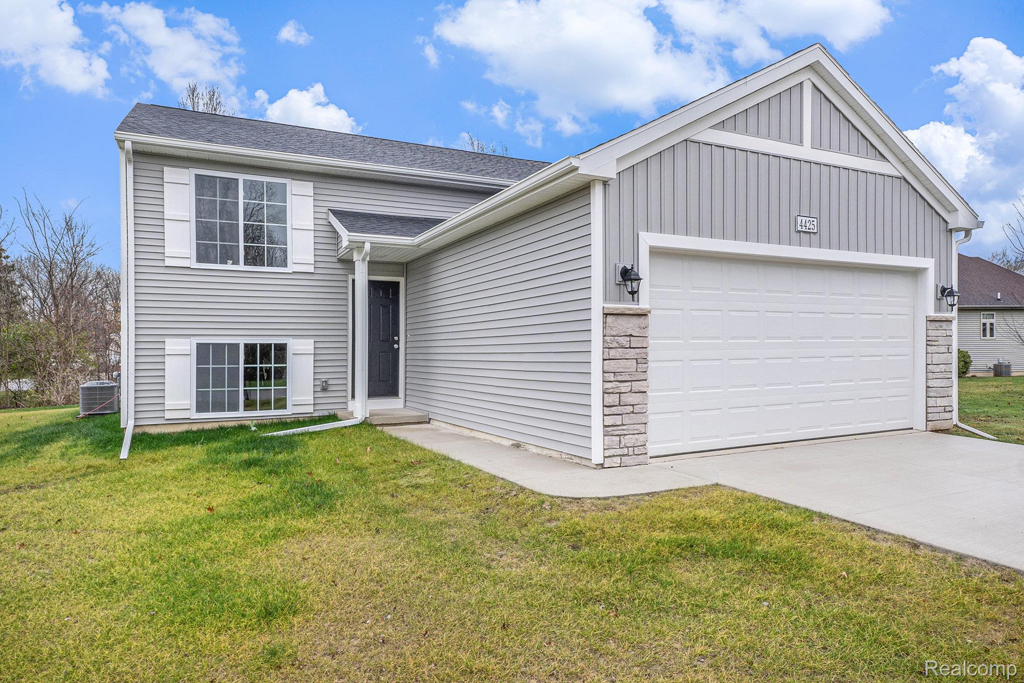 2297, Plum Tree, Burton, Michigan, 48519