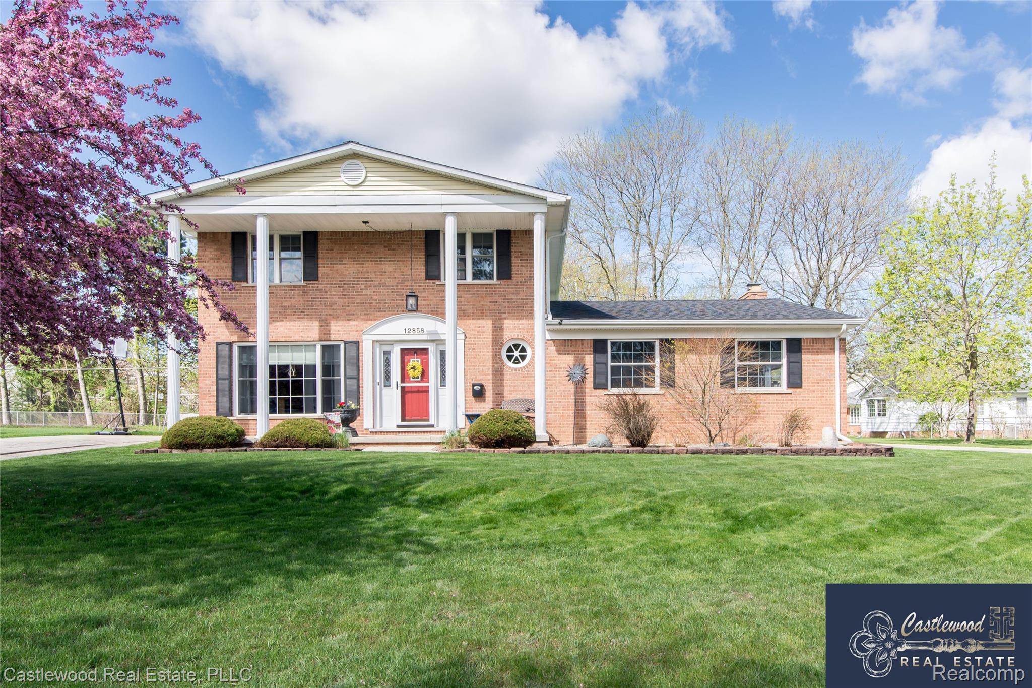 12858, Croftshire, Grand Blanc, Michigan, 48439