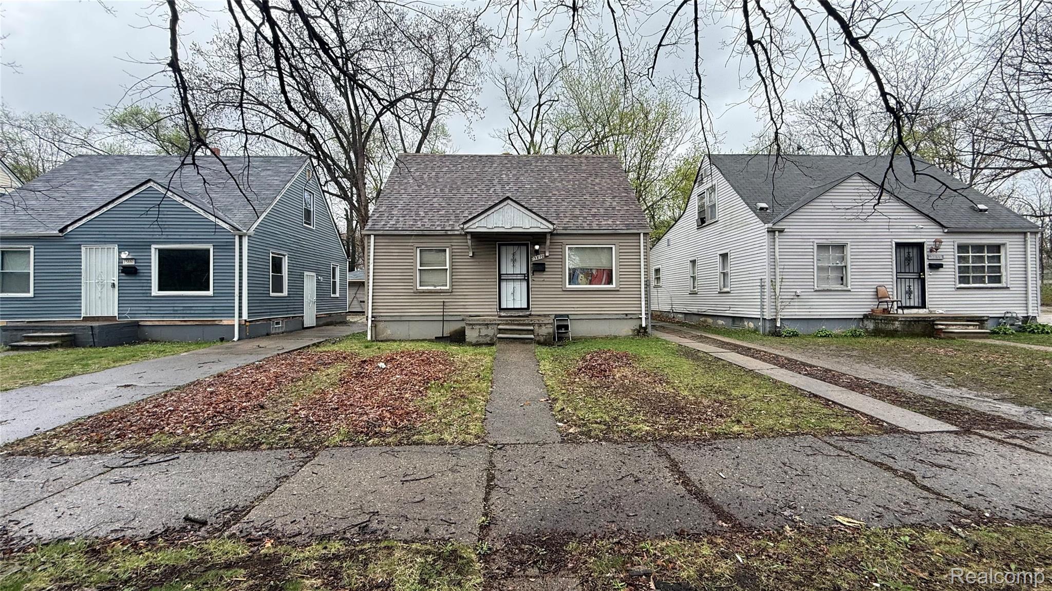 15870, Parkway, Detroit, Michigan, 48223