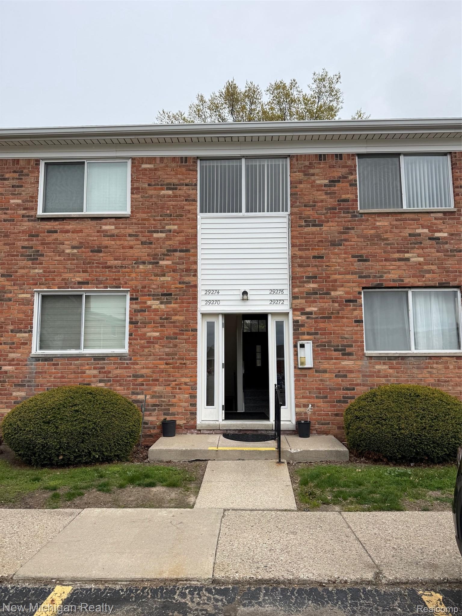 29276, Hoover, Warren, Michigan, 48093