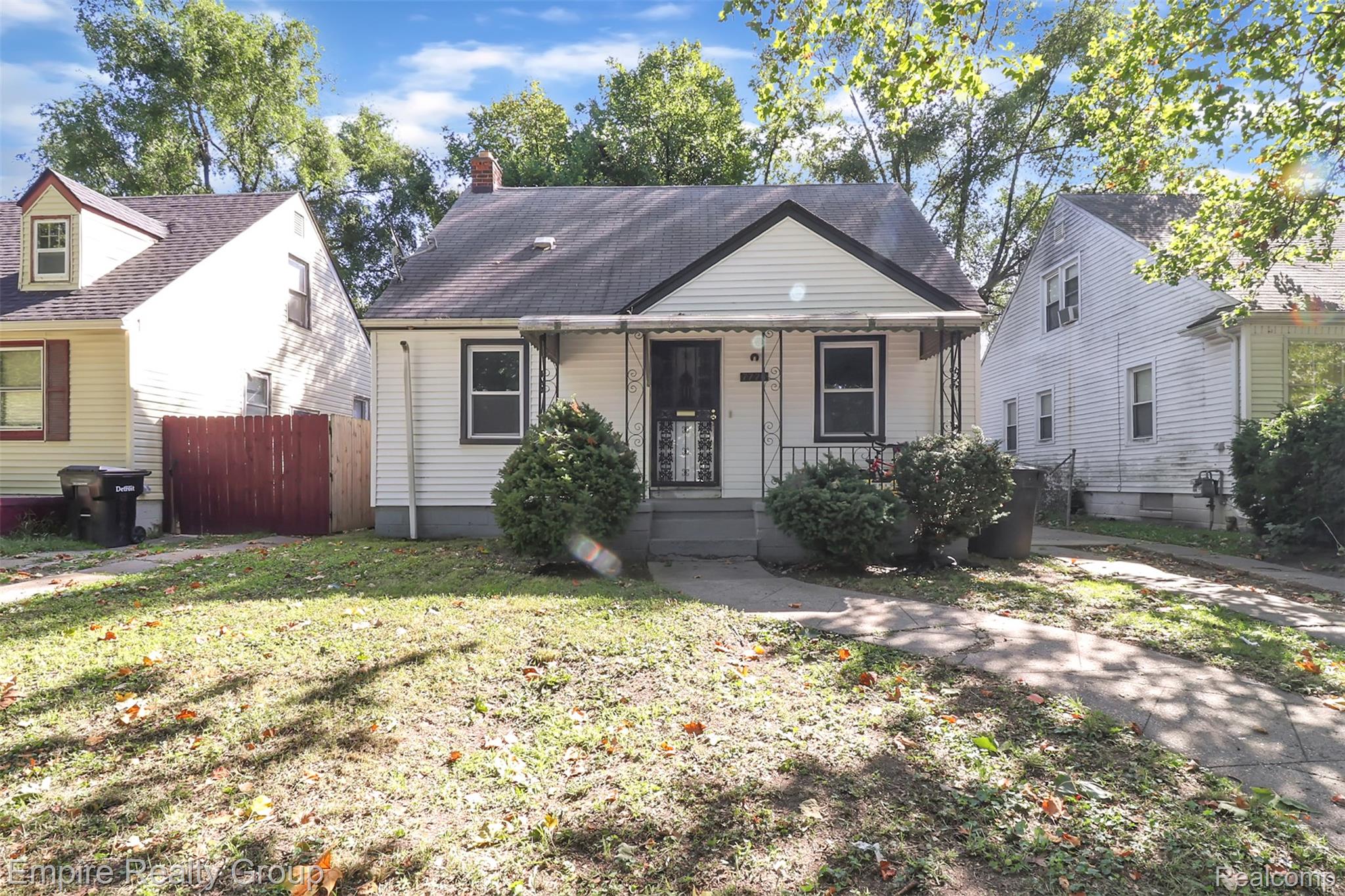7776, Mettetal, Detroit, Michigan, 48228