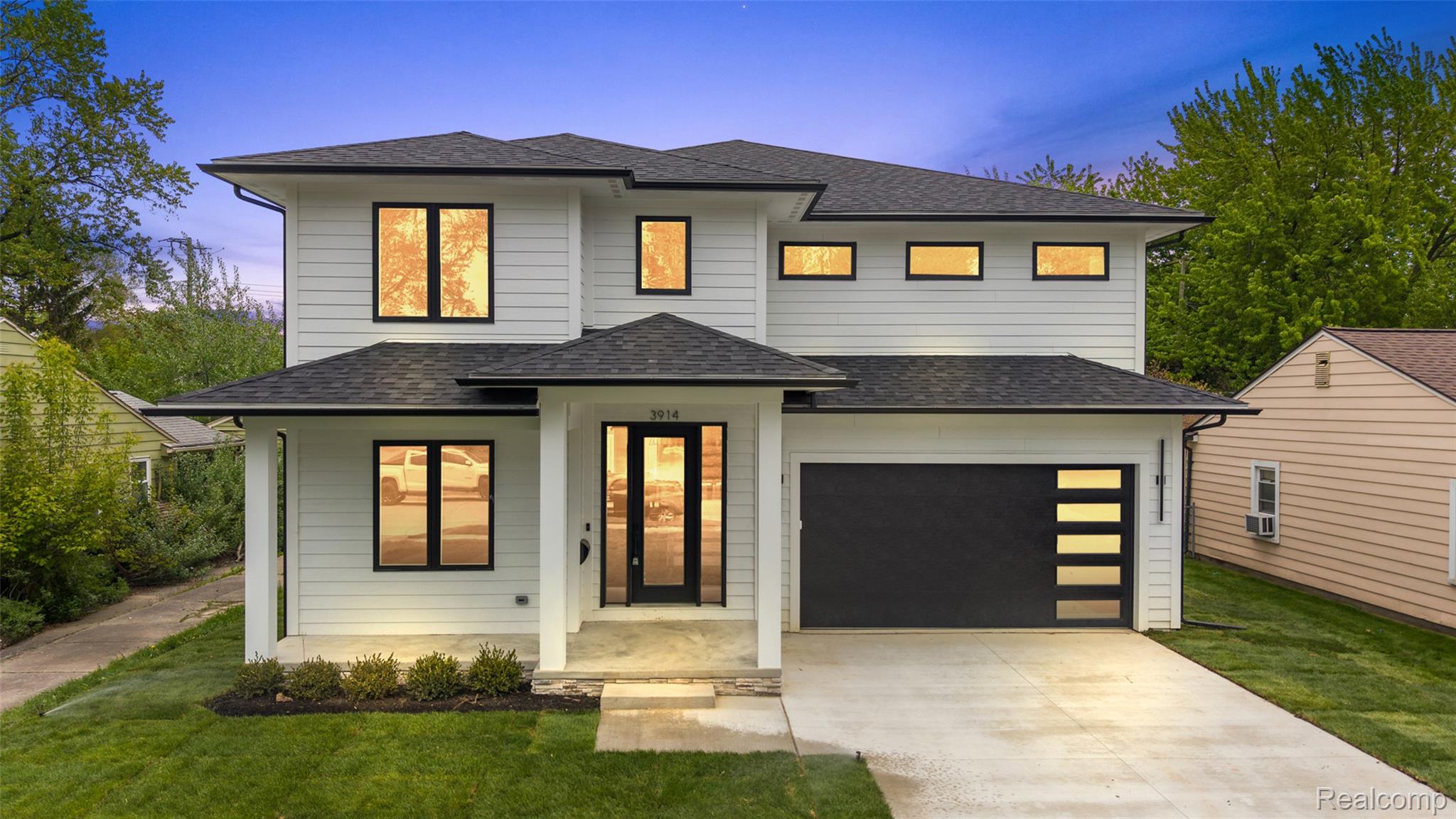 3914, Linwood, Royal Oak, Michigan, 48073