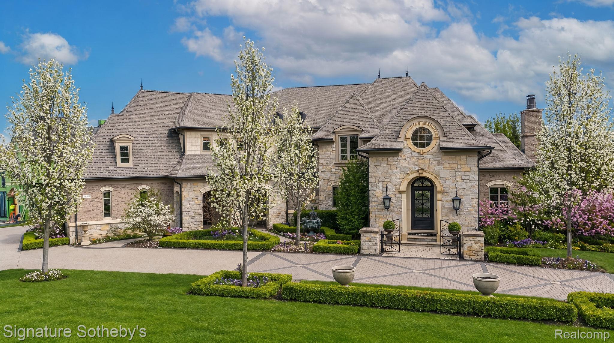 4911, Pinnacle, Rochester, Michigan, 48306