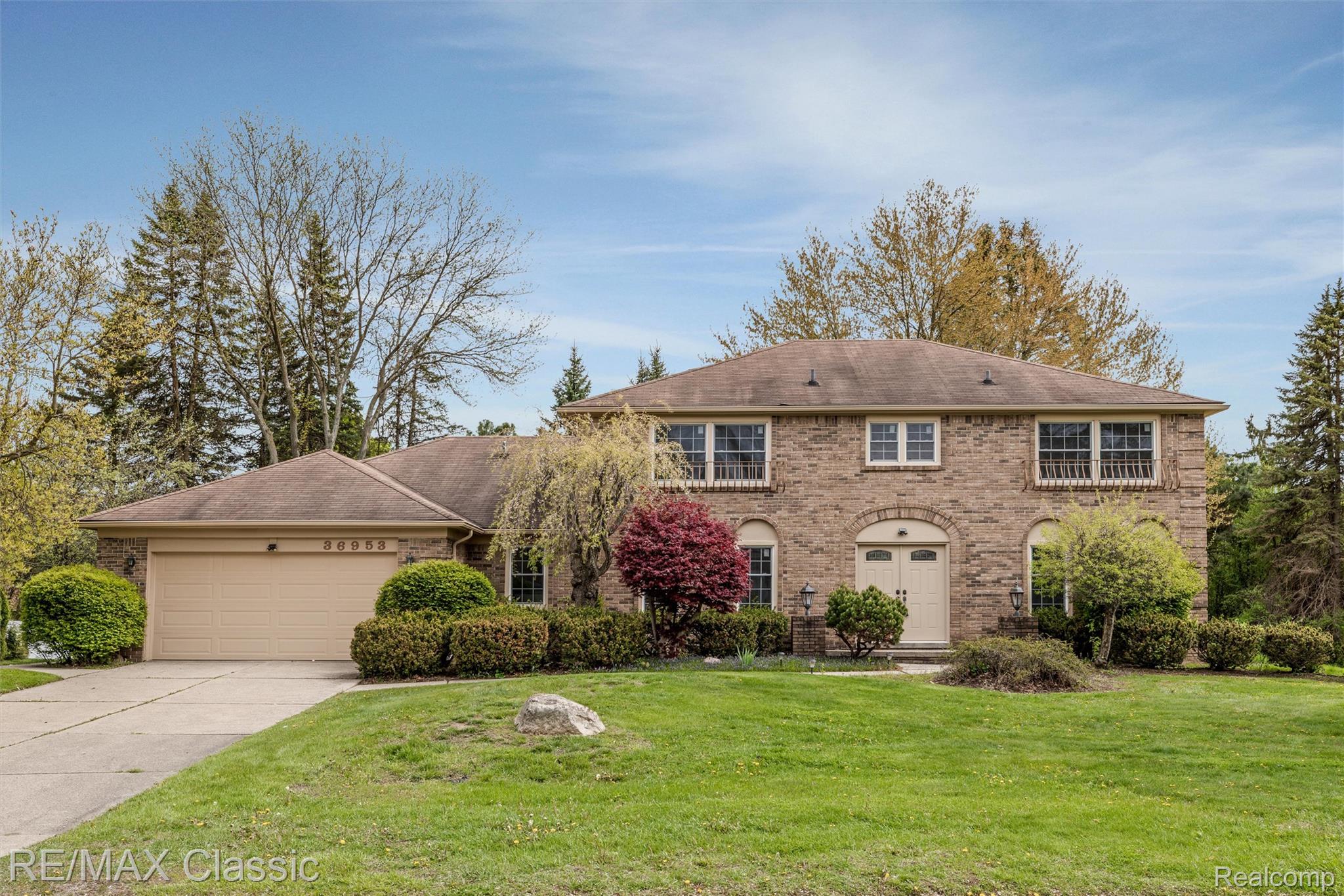 36953, Fox, Farmington Hills, Michigan, 48331