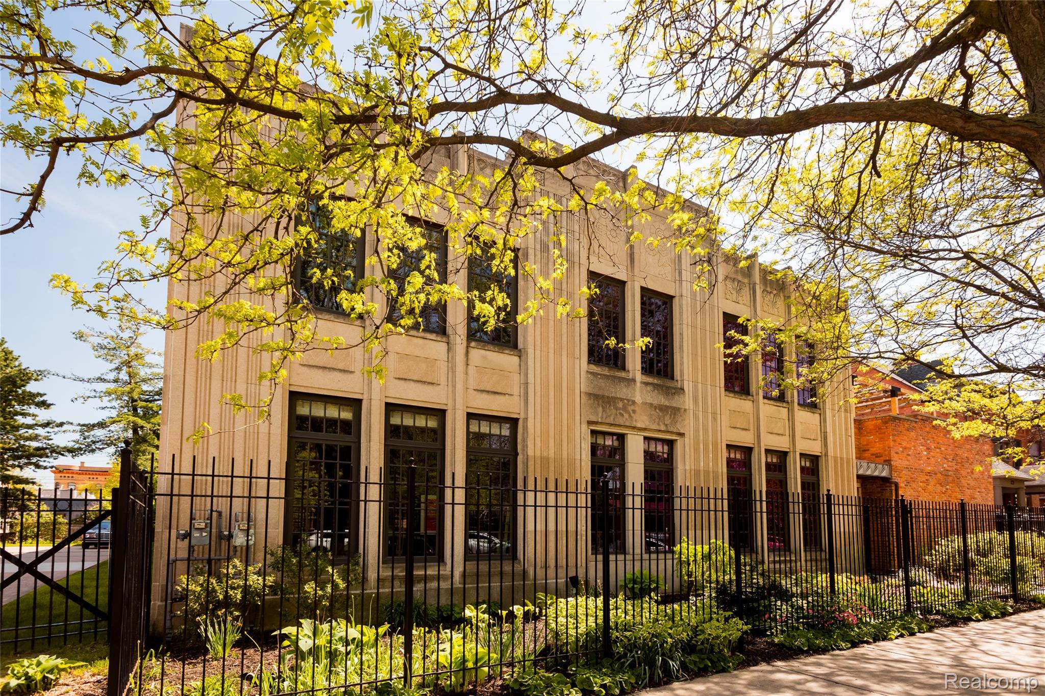 627, Alexandrine, #1, Detroit, Michigan, 48201