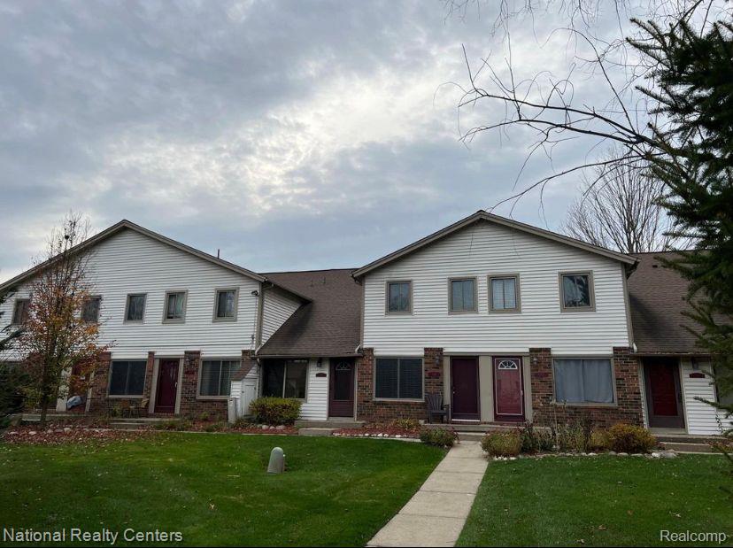 7210, BLUEWATER, #150, Clarkston, Michigan, 48348