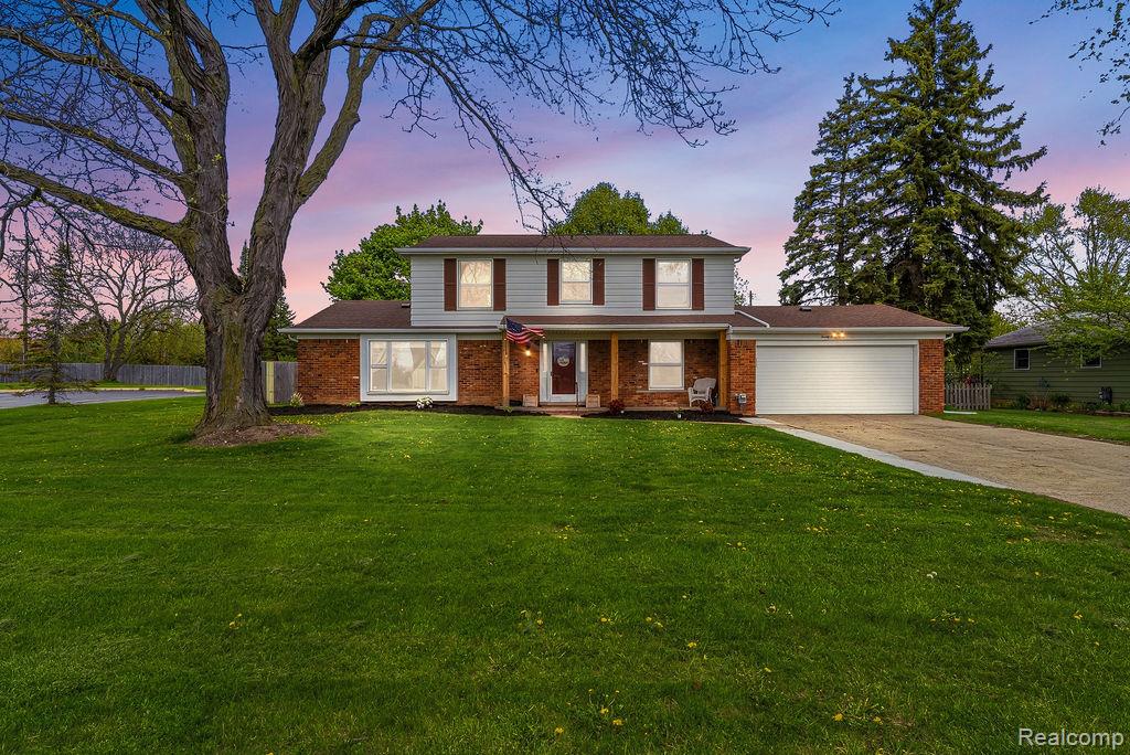 2049, Hill, Grand Blanc, Michigan, 48439