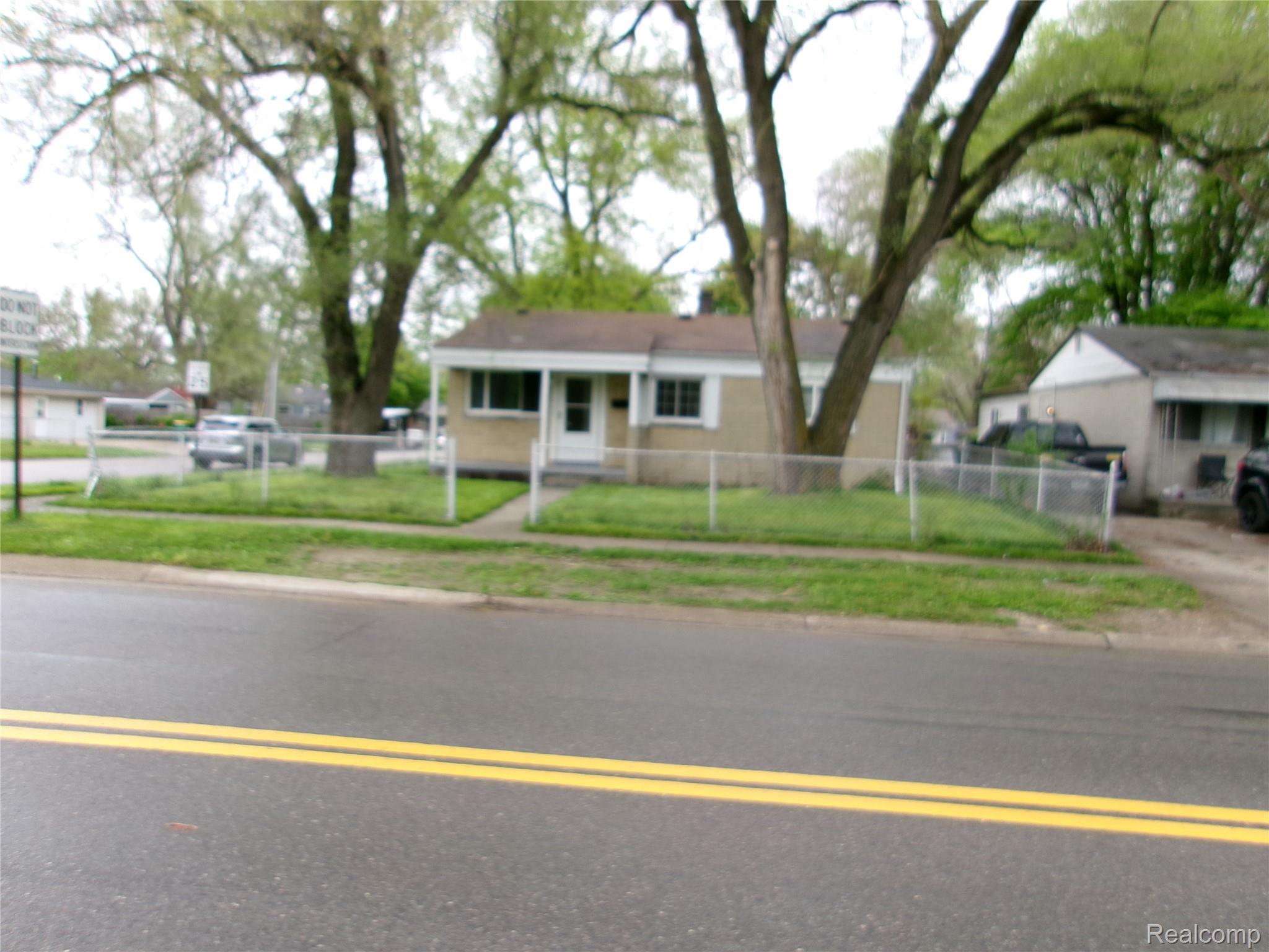 709, Dorset, Ypsilanti, Michigan, 48198