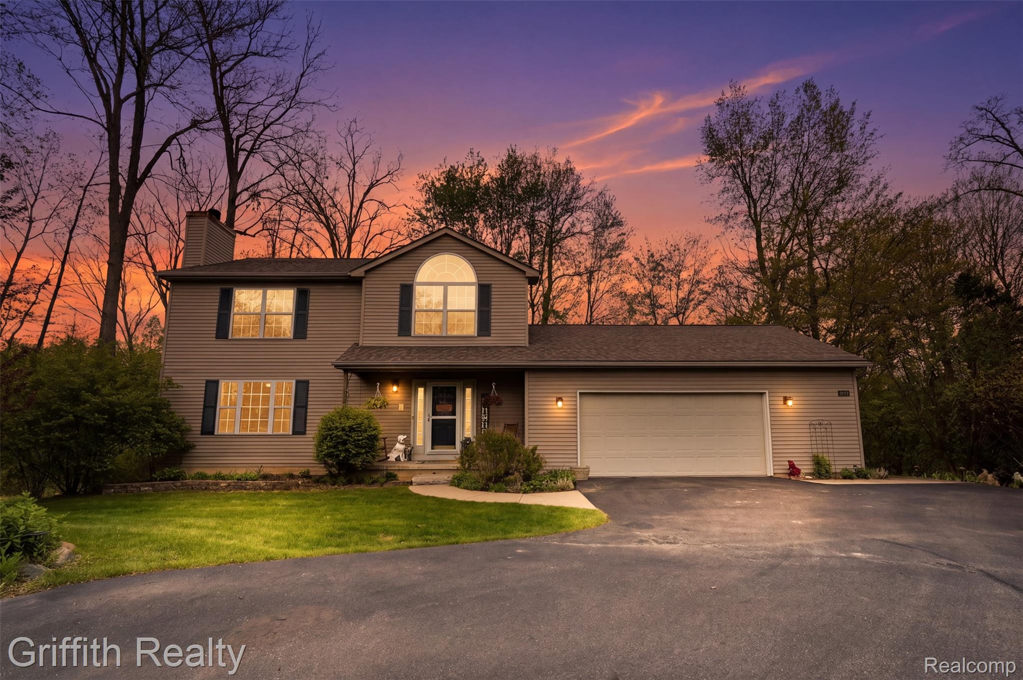 2000, Laurel Oak, Howell, Michigan, 48855