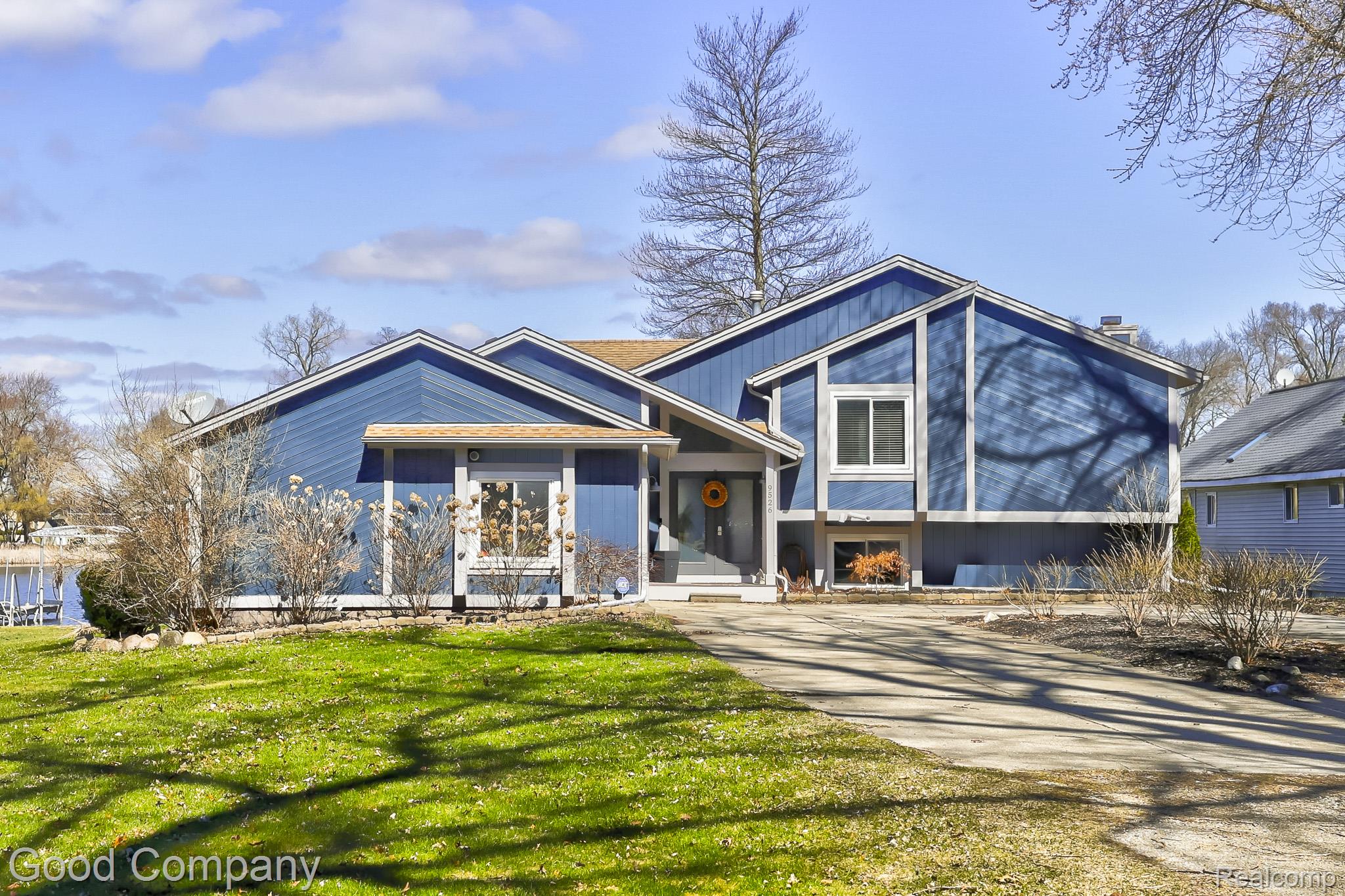 9526, Montgold, White Lake, Michigan, 48386