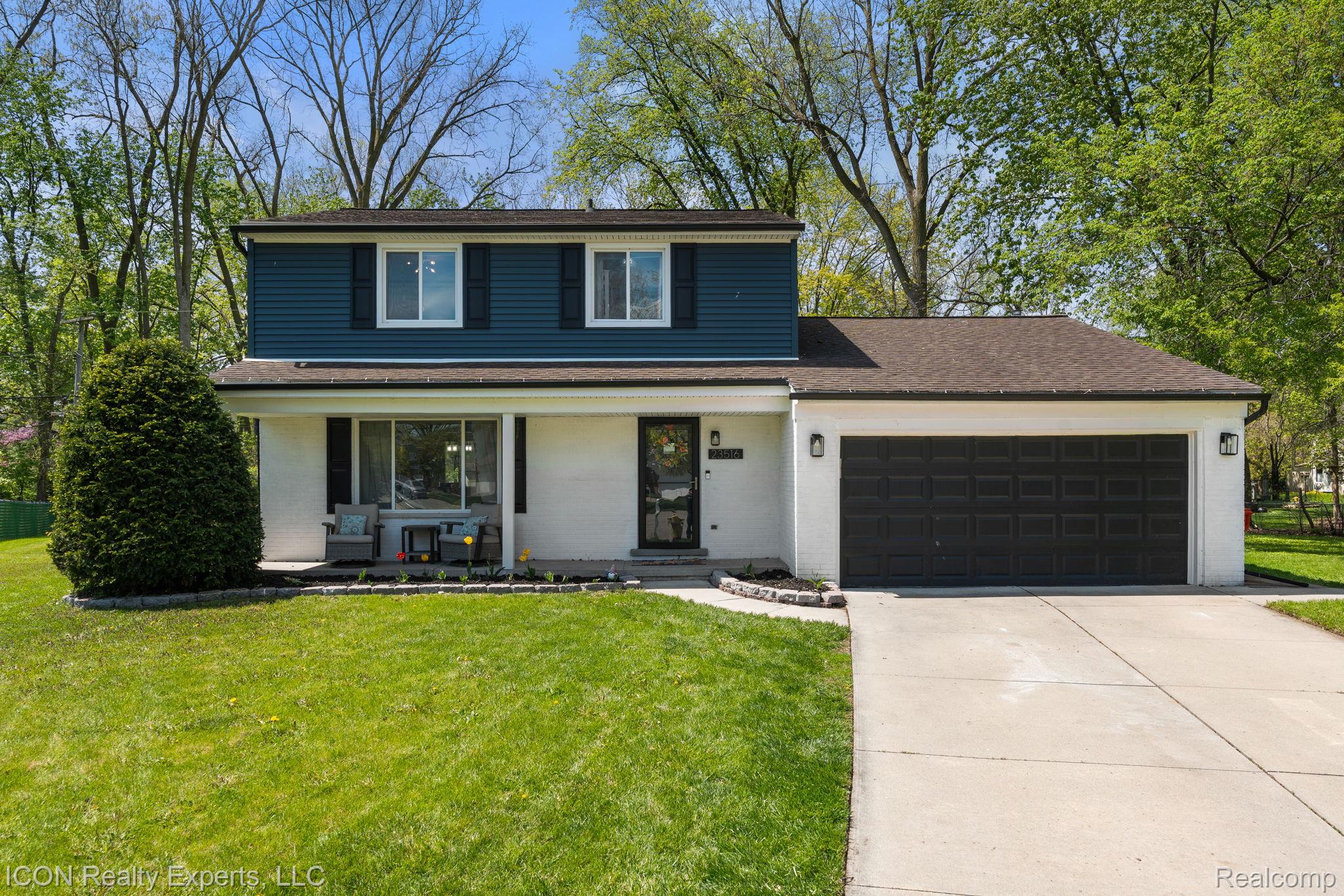 23516, Kim, Clinton Township, Michigan, 48035