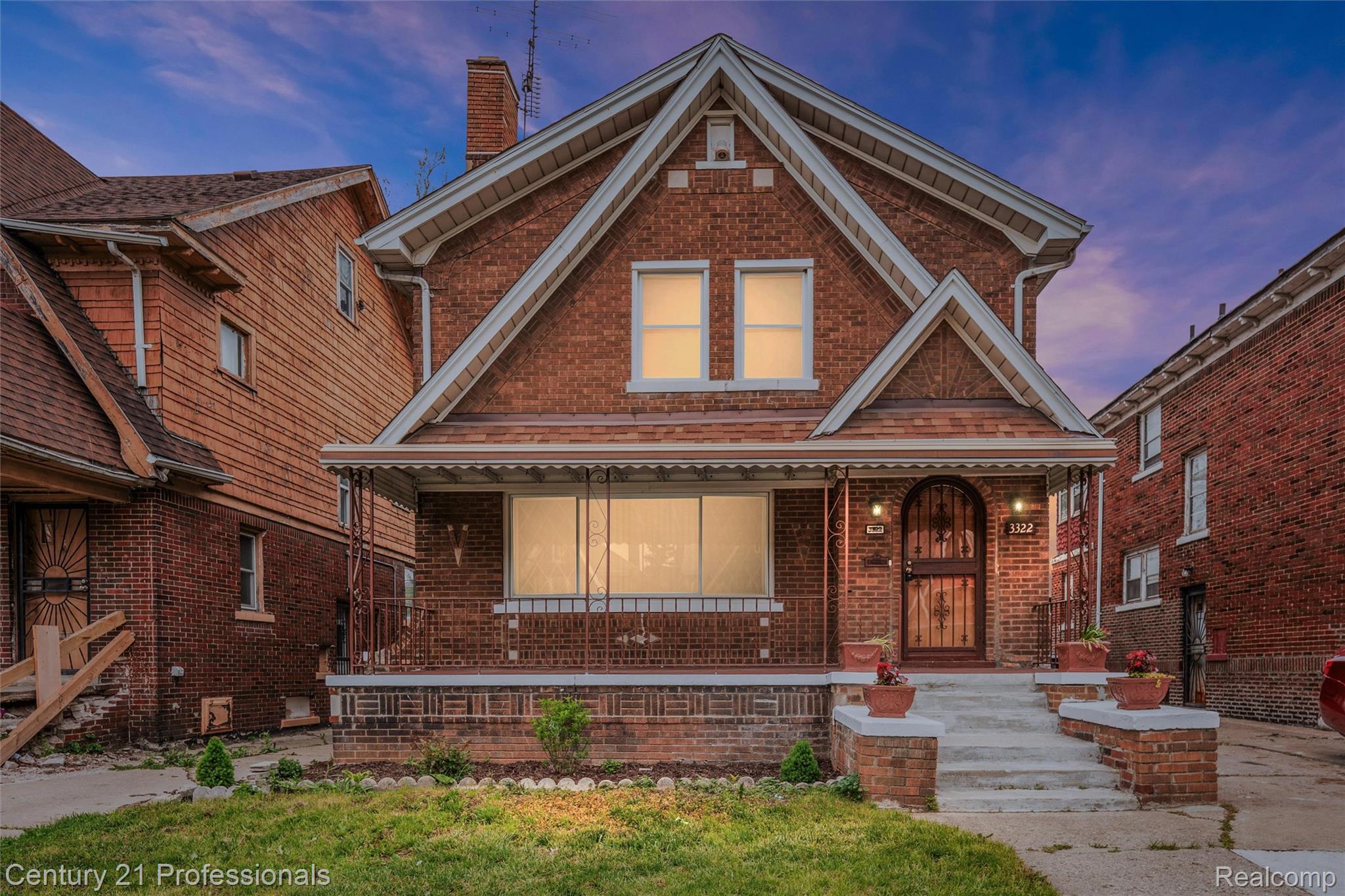 3322, Leslie, Detroit, Michigan, 48238