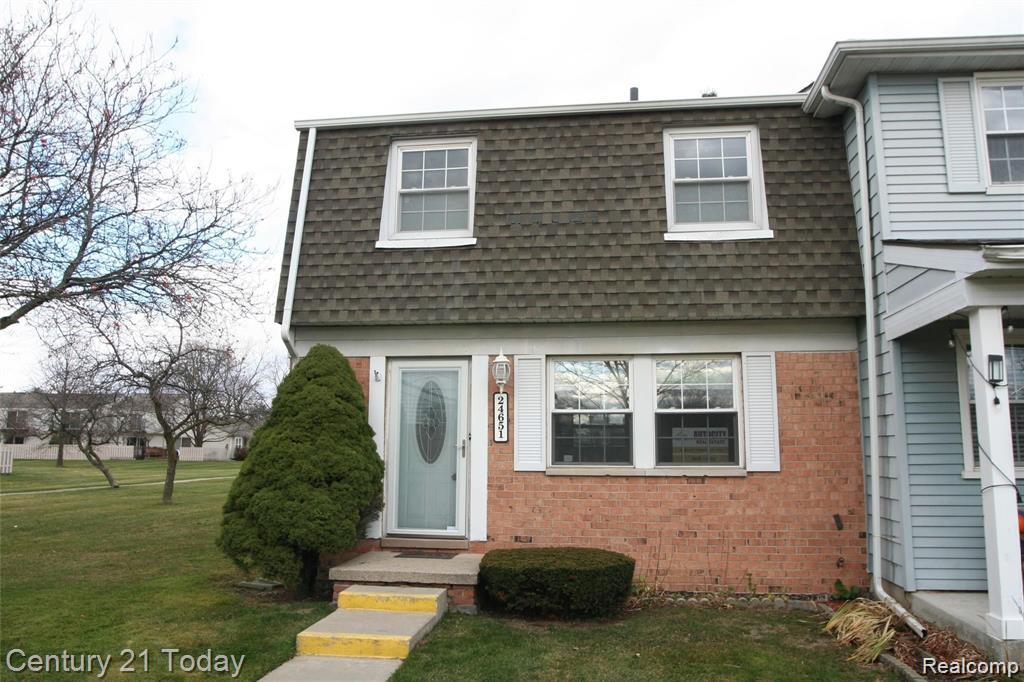 24651, Olde Orchard, Novi, Michigan, 48375