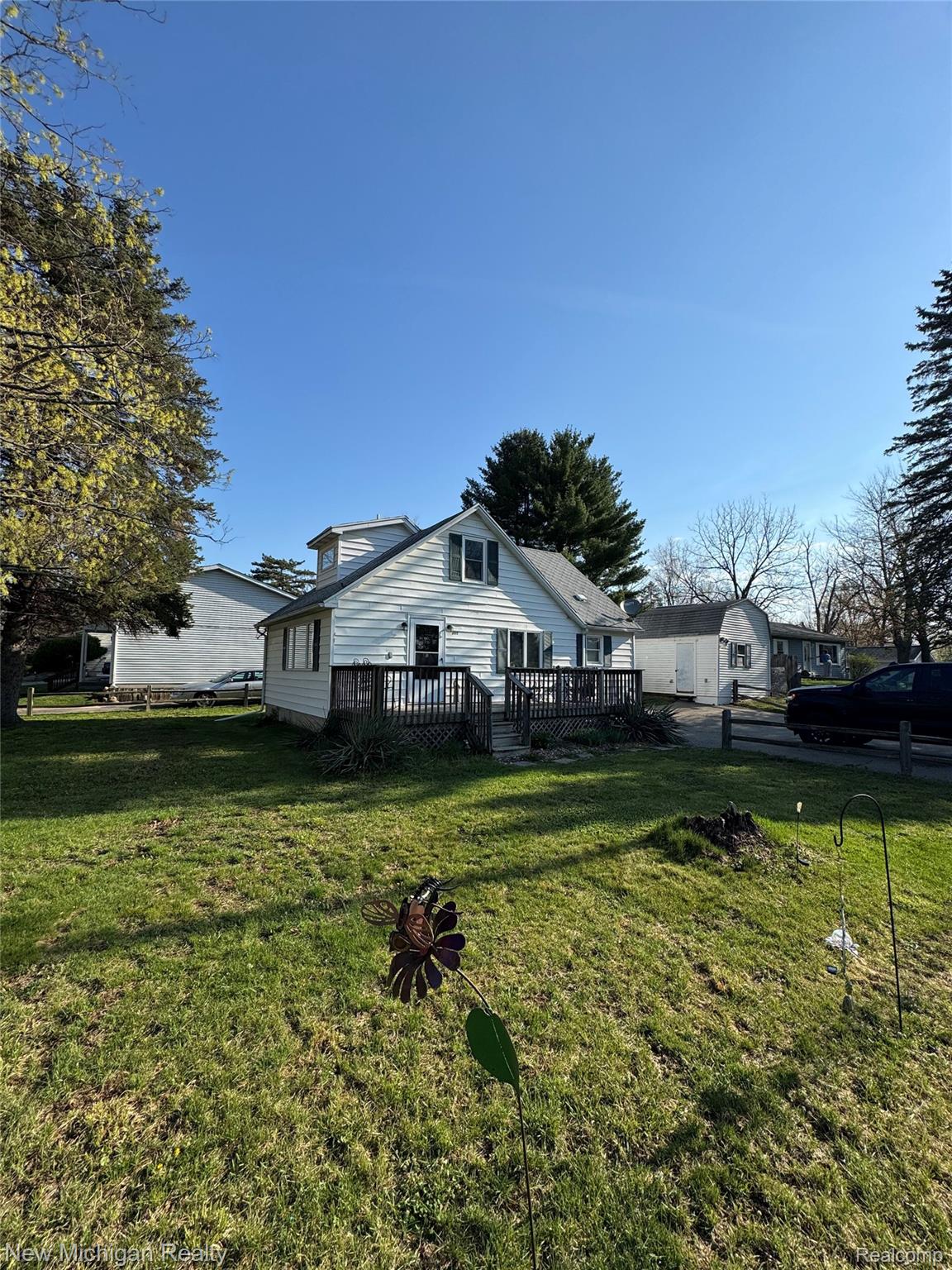 305, Rolfe, Perry, Michigan, 48872