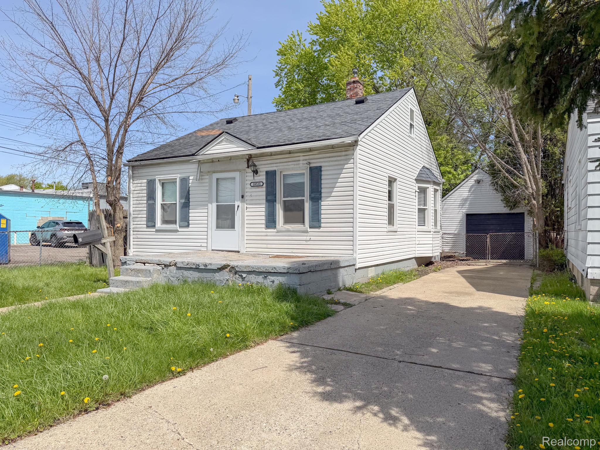 18533, Kenosha, Harper Woods, Michigan, 48225