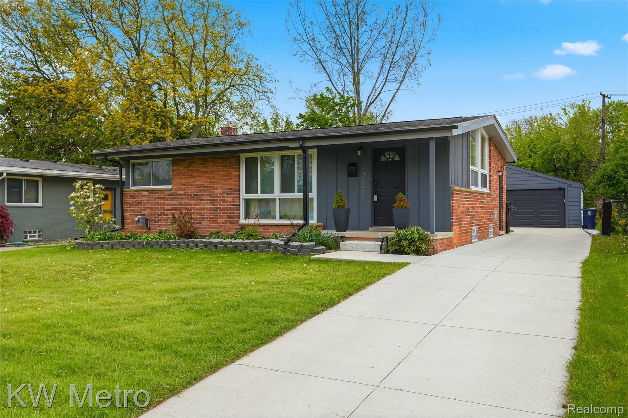 1925, Nakota, Royal Oak, Michigan, 48073