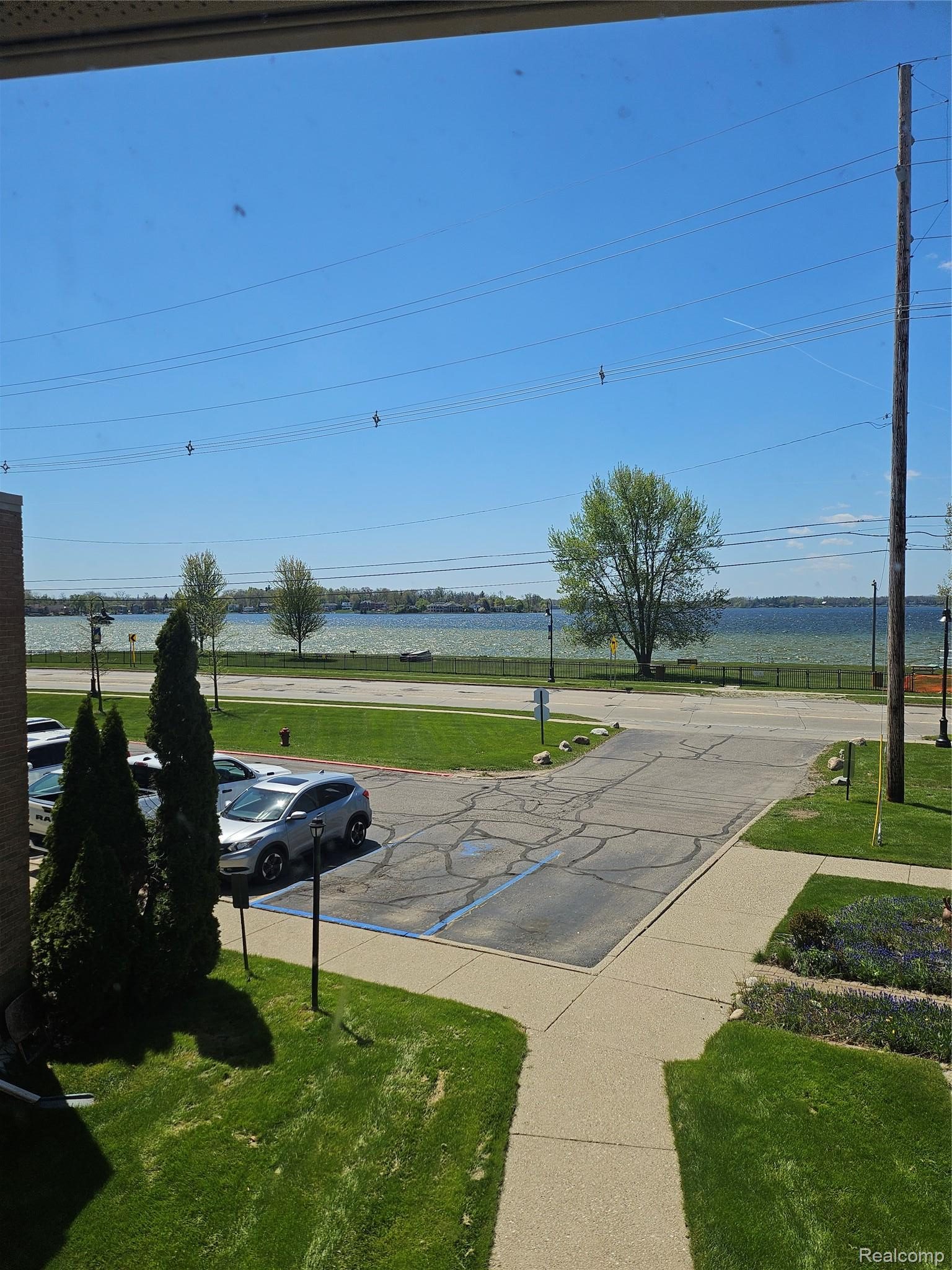 1605, Cass Lake, #20, Keego Harbor, Michigan, 48320