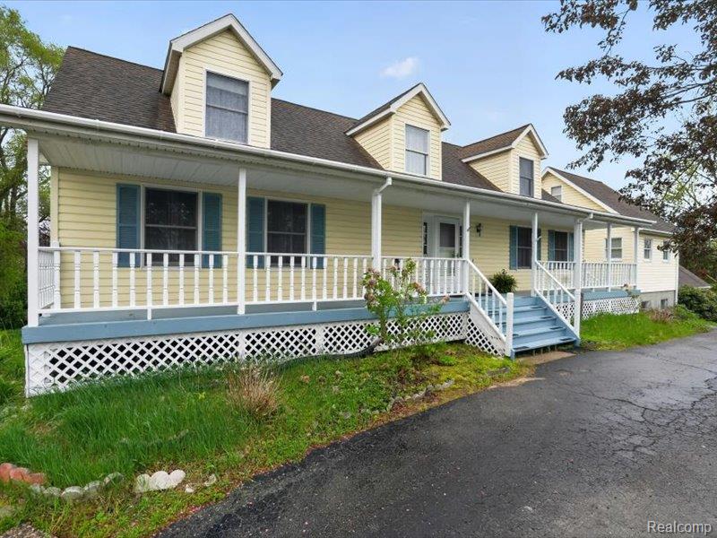 5081, Vines, Howell, Michigan, 48843
