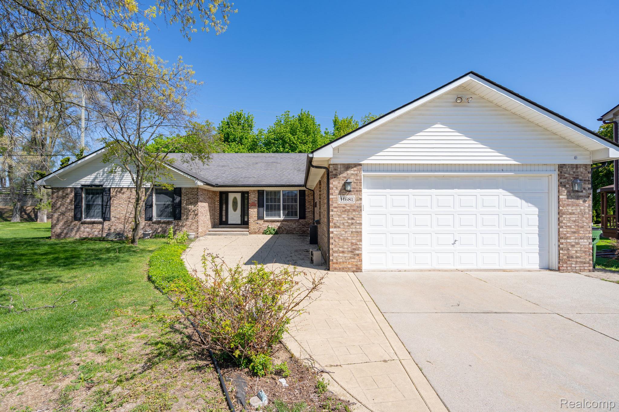 11681, Bannister, Shelby Twp, Michigan, 48315