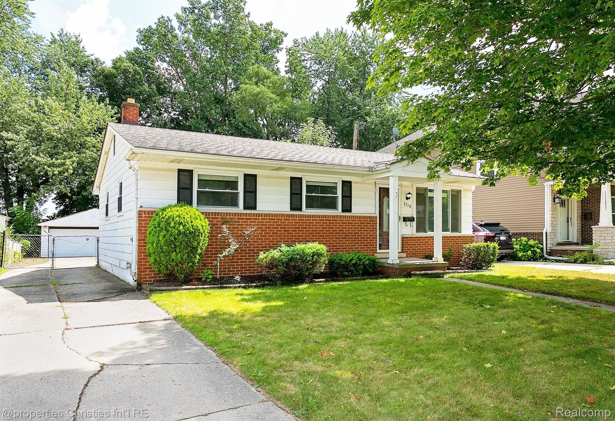 2716, Ardmore, Royal Oak, Michigan, 48073