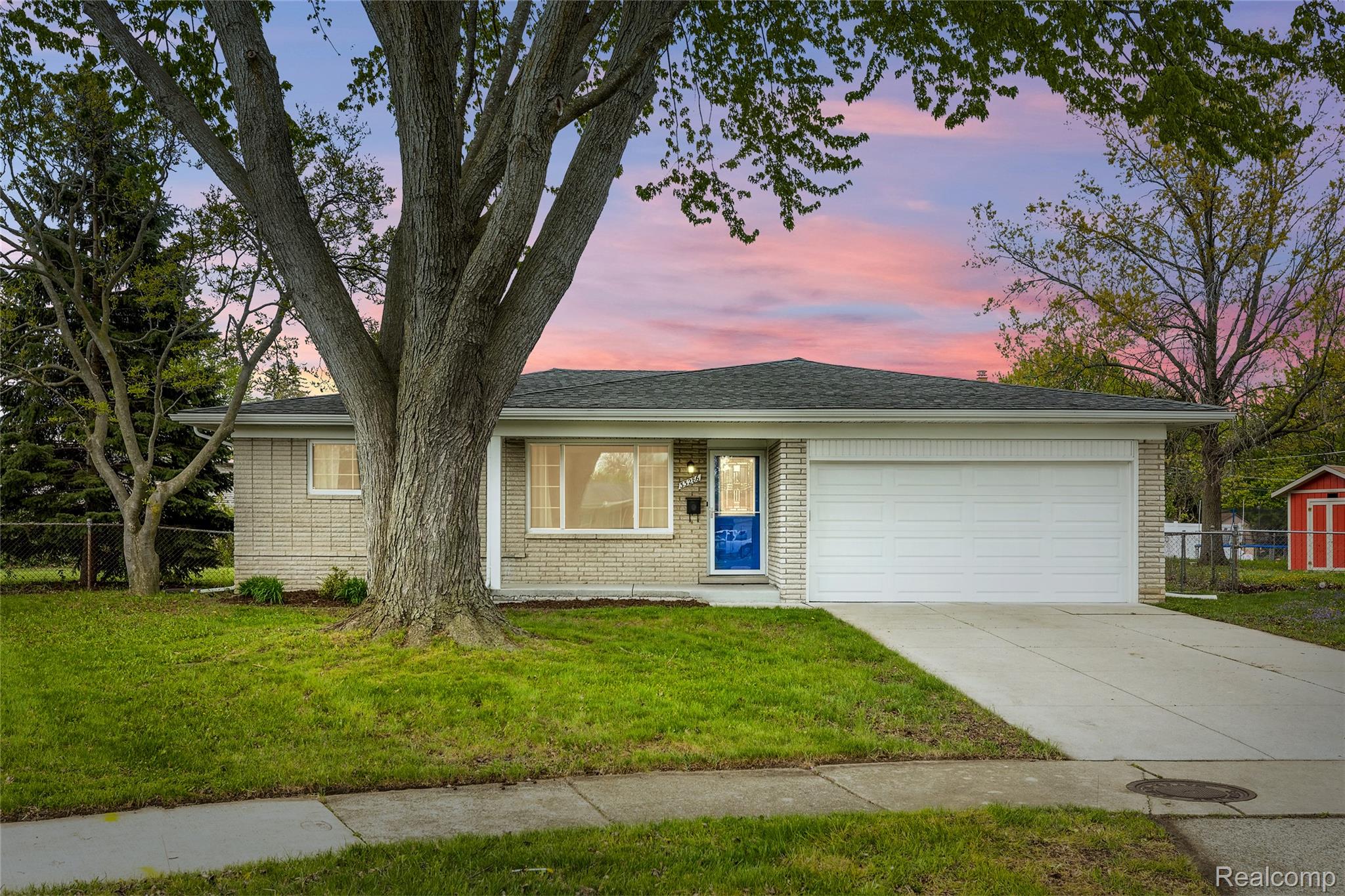 33286, Linsdale, Sterling Heights, Michigan, 48310