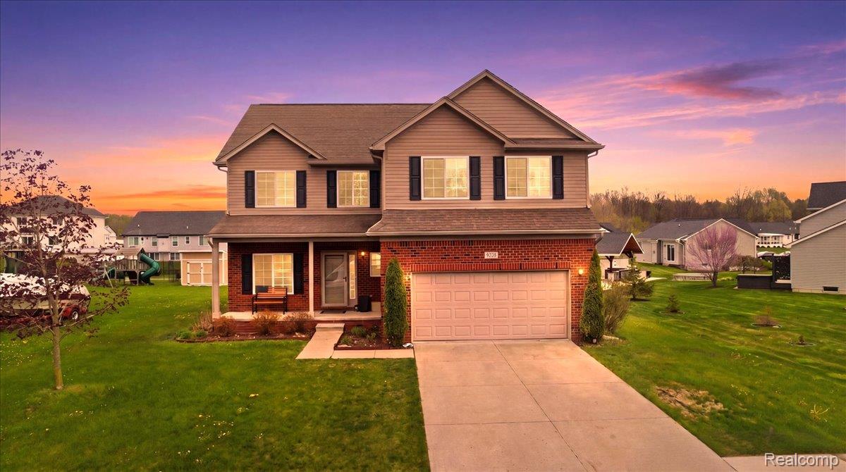 8131, Peninsula Circle, Grand Blanc, Michigan, 48439