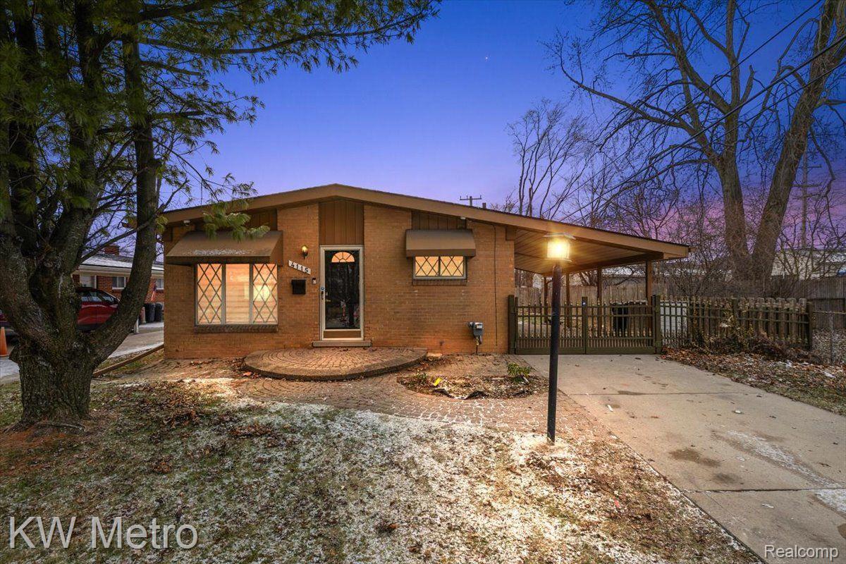 4115, EDGELAND, Royal Oak, Michigan, 48073