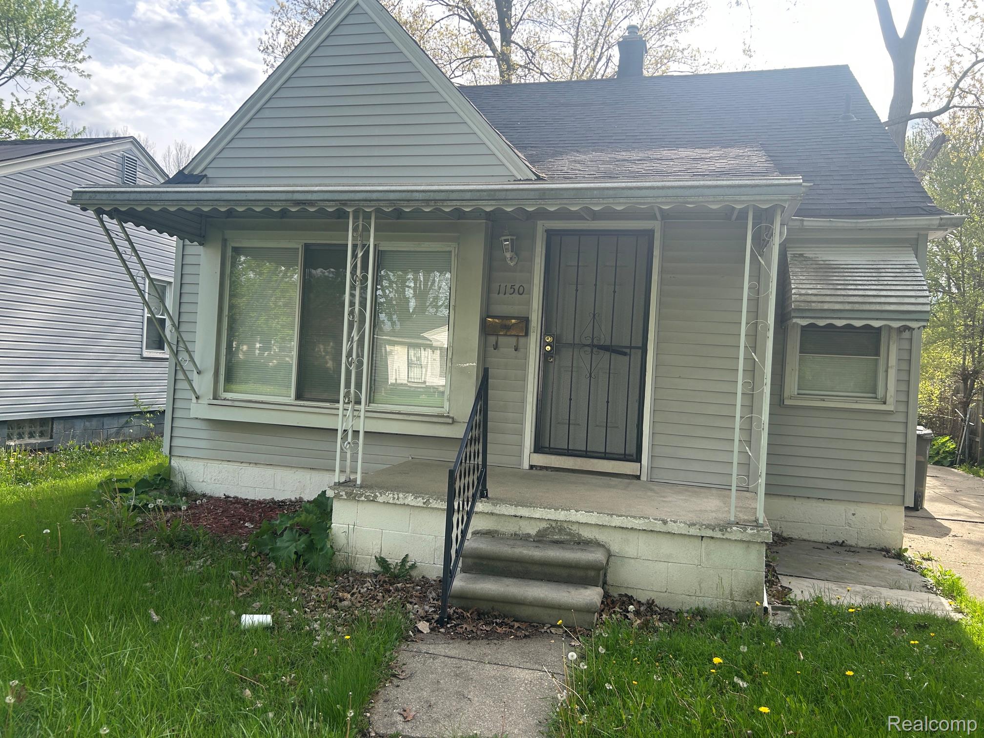 1150, Magnolia, Inkster, Michigan, 48141