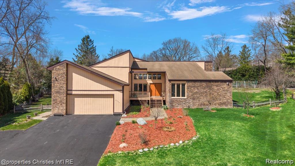 4566, Walden, Bloomfield Hills, Michigan, 48301