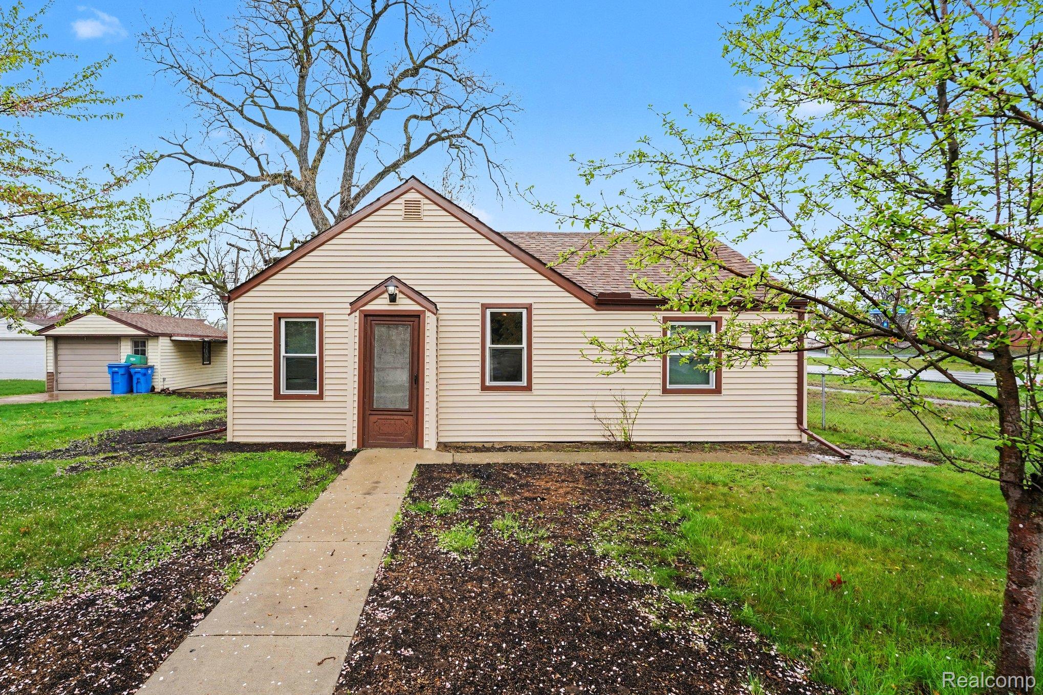 24026, Hopkins, Dearborn Heights, Michigan, 48125