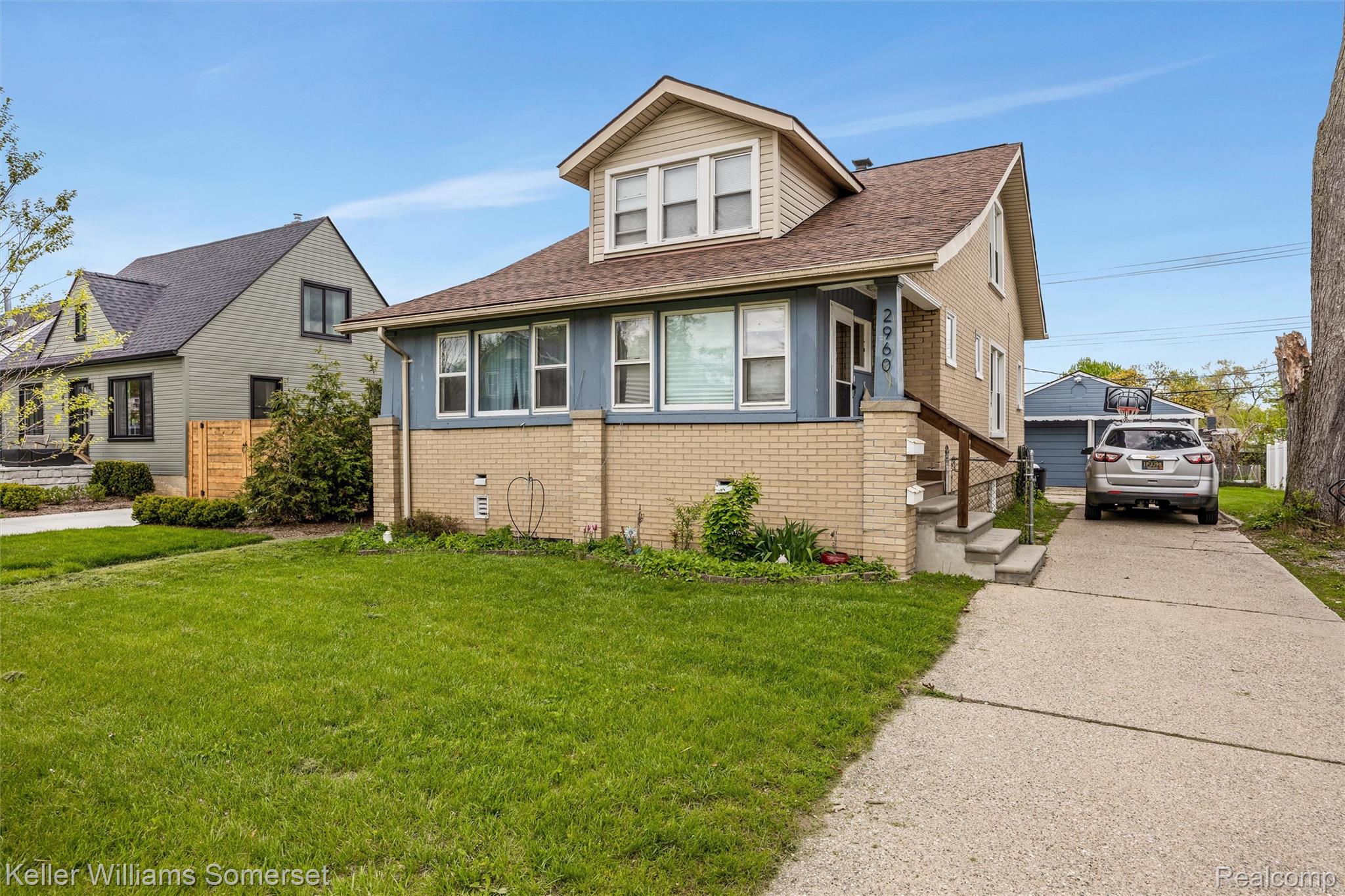 2960, Kenmore, Berkley, Michigan, 48072
