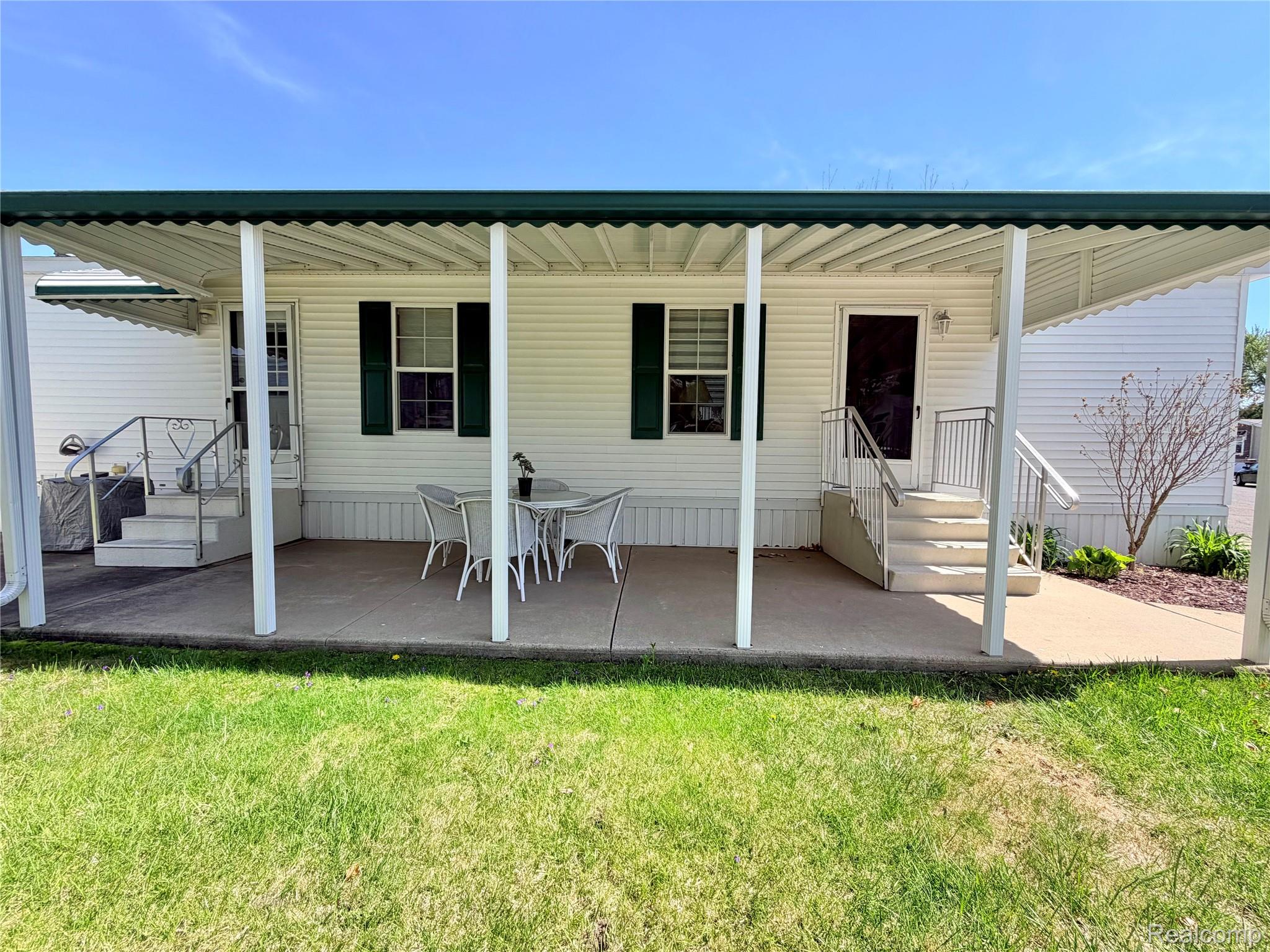 118, Terri, Dearborn Heights, Michigan, 48127