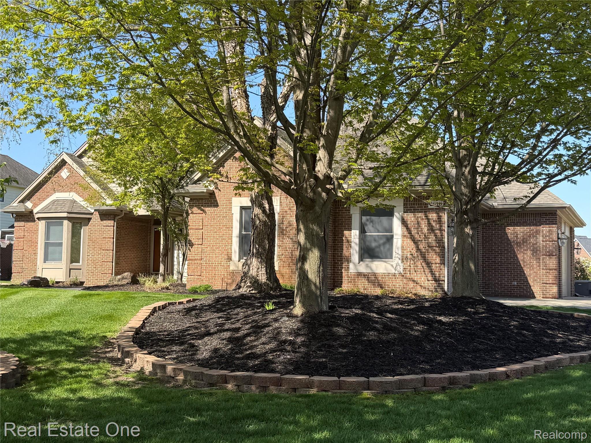 2616, Pebble Beach, Oakland, Michigan, 48363
