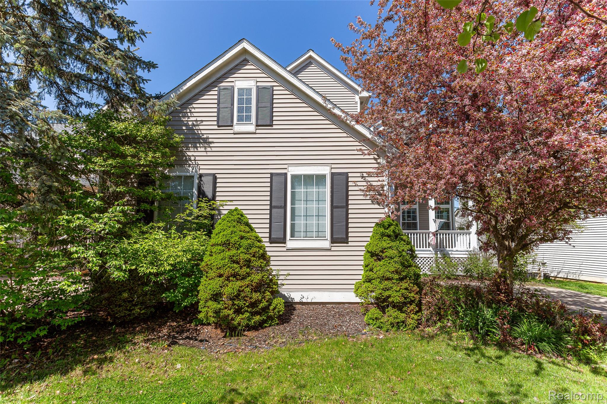 1484, Chapleau, Ann Arbor, Michigan, 48103