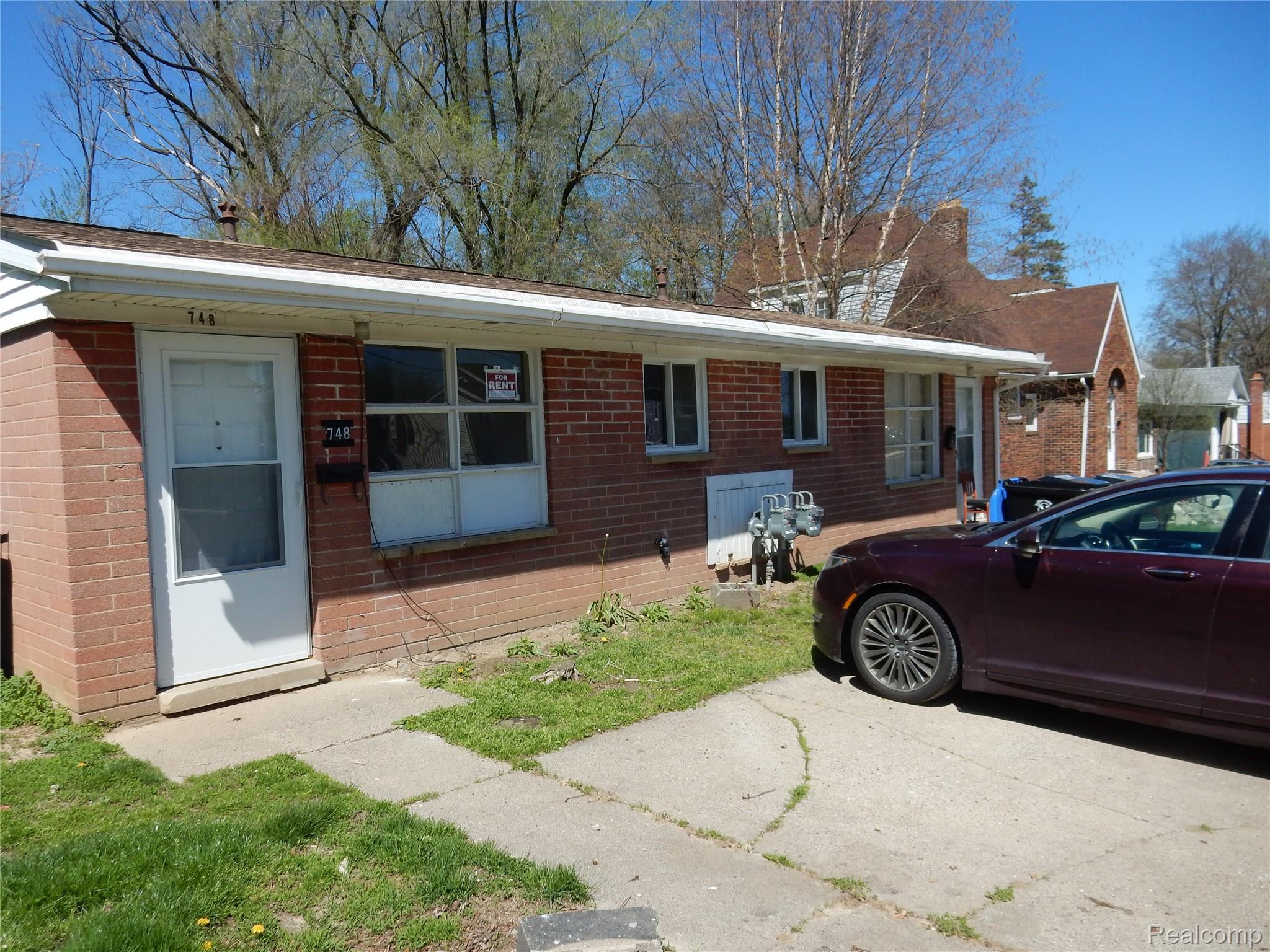 748, Harriet, Ypsilanti, Michigan, 48197